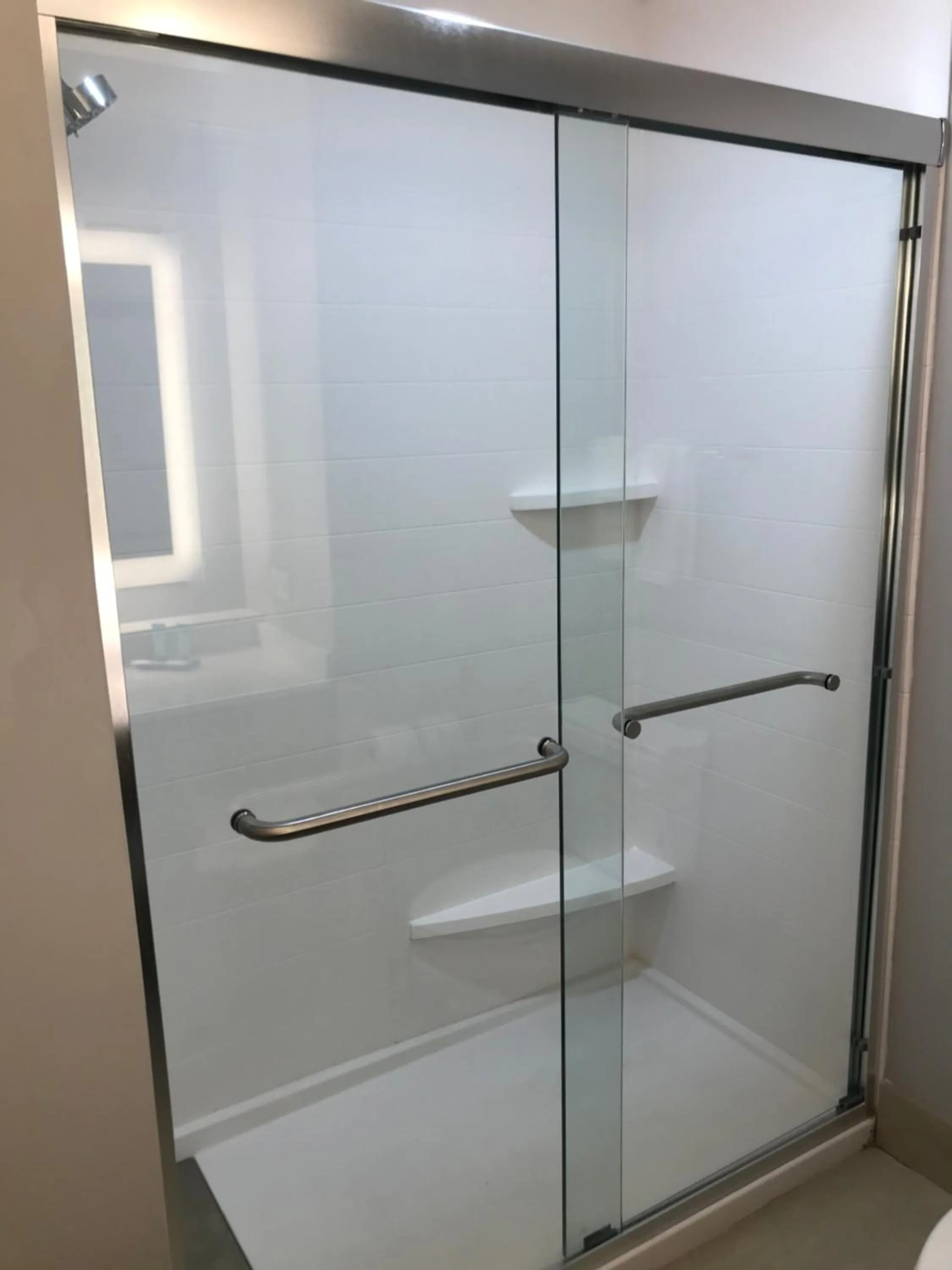 Holiday Inn Express - Toledo West - Napoleon by IHG