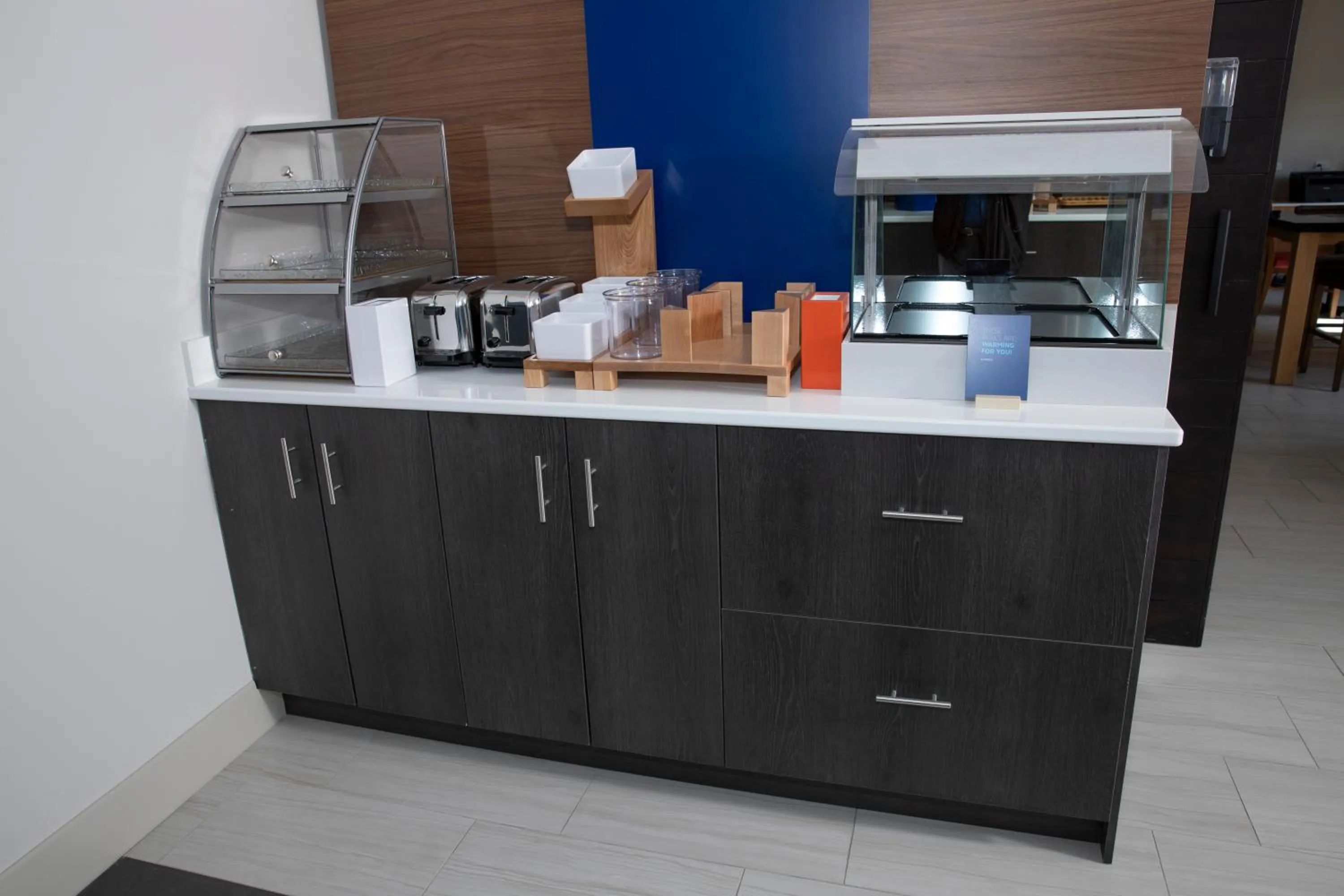 Holiday Inn Express - Toledo West - Napoleon by IHG