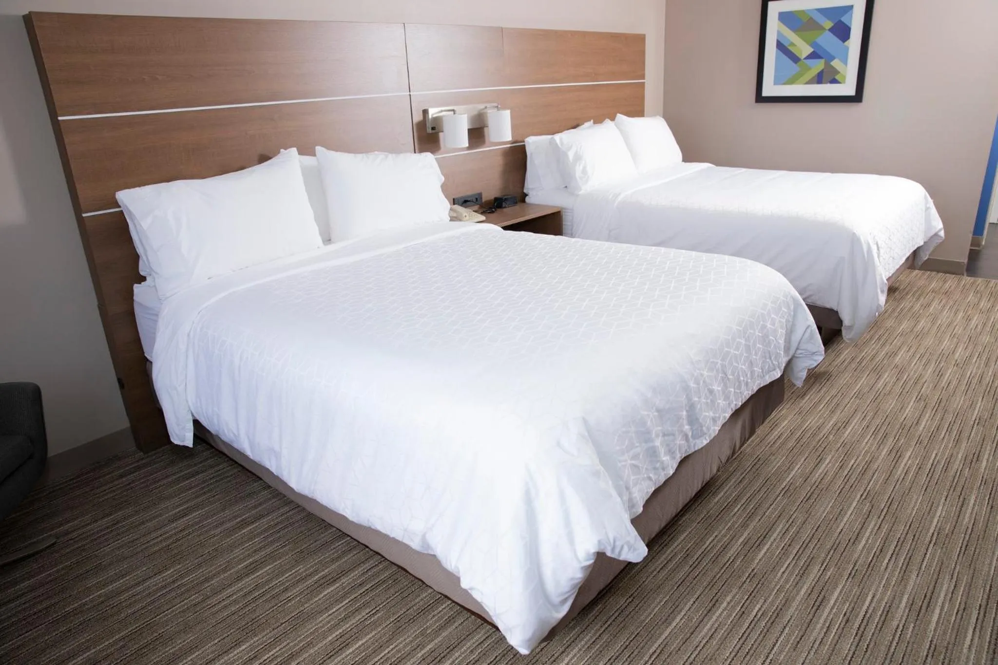 Photo of the whole room, Bed in Holiday Inn Express - Toledo West - Napoleon by IHG