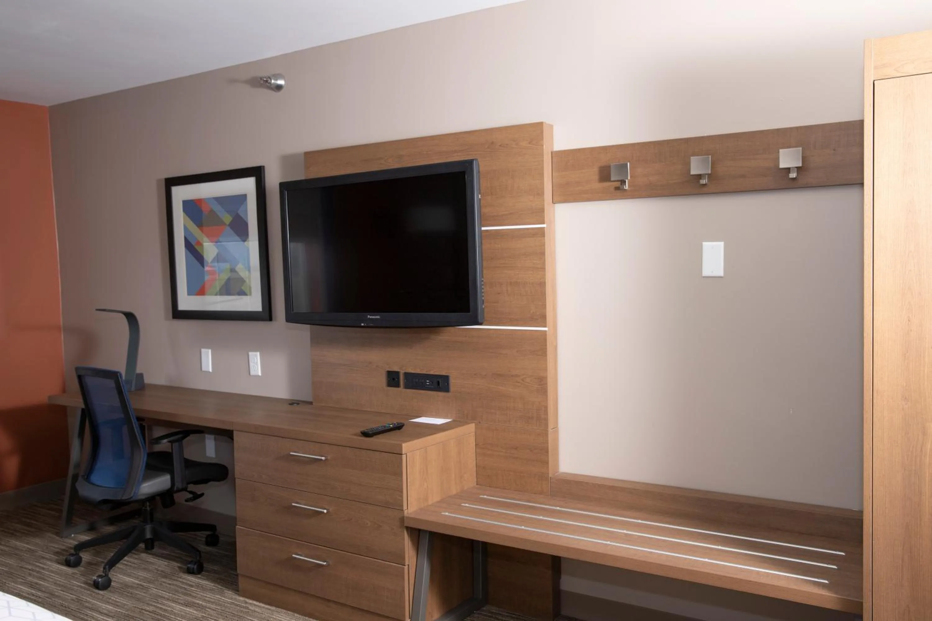 Holiday Inn Express - Toledo West - Napoleon by IHG