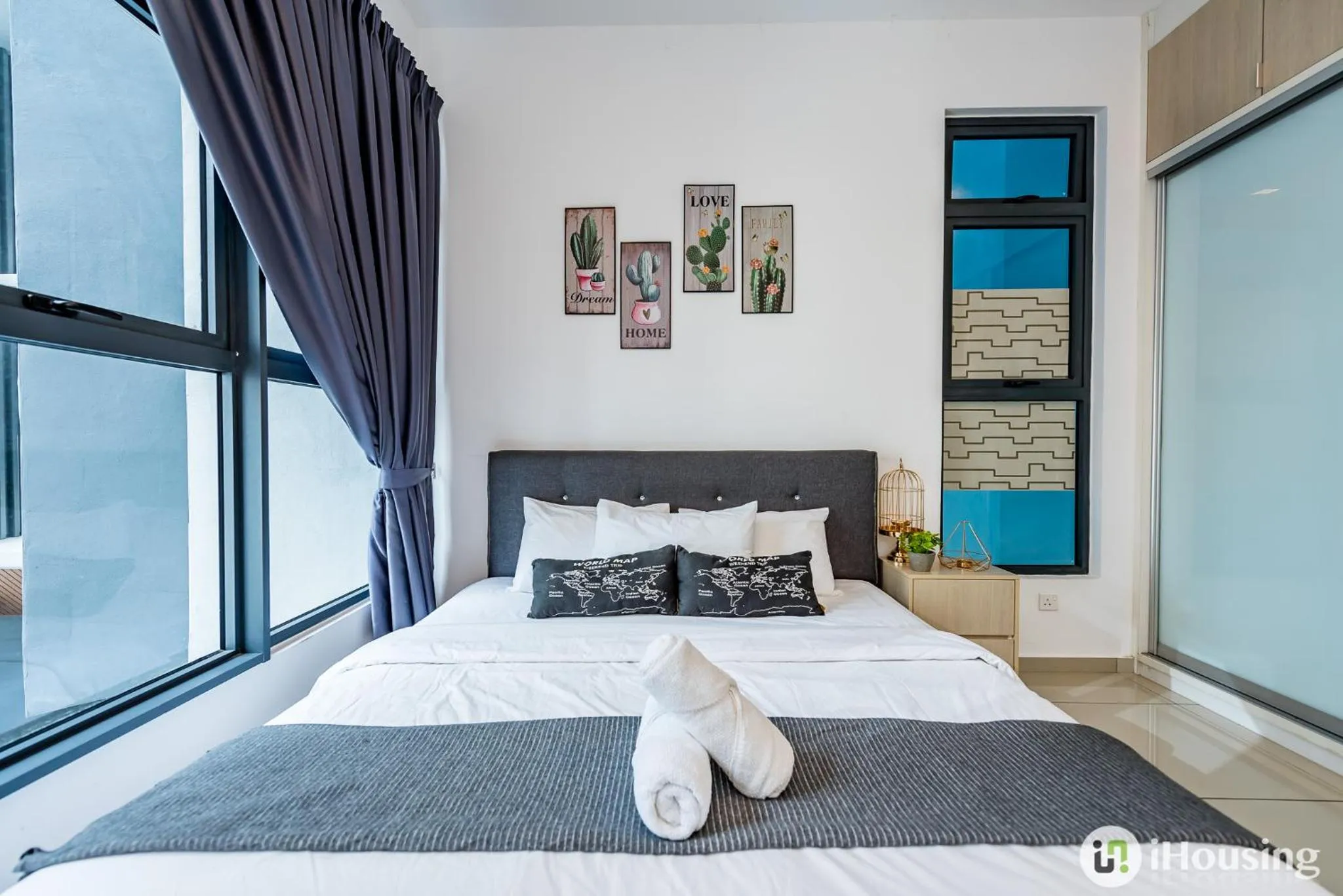 Bed in Atlantis Executive Melaka By I Housing