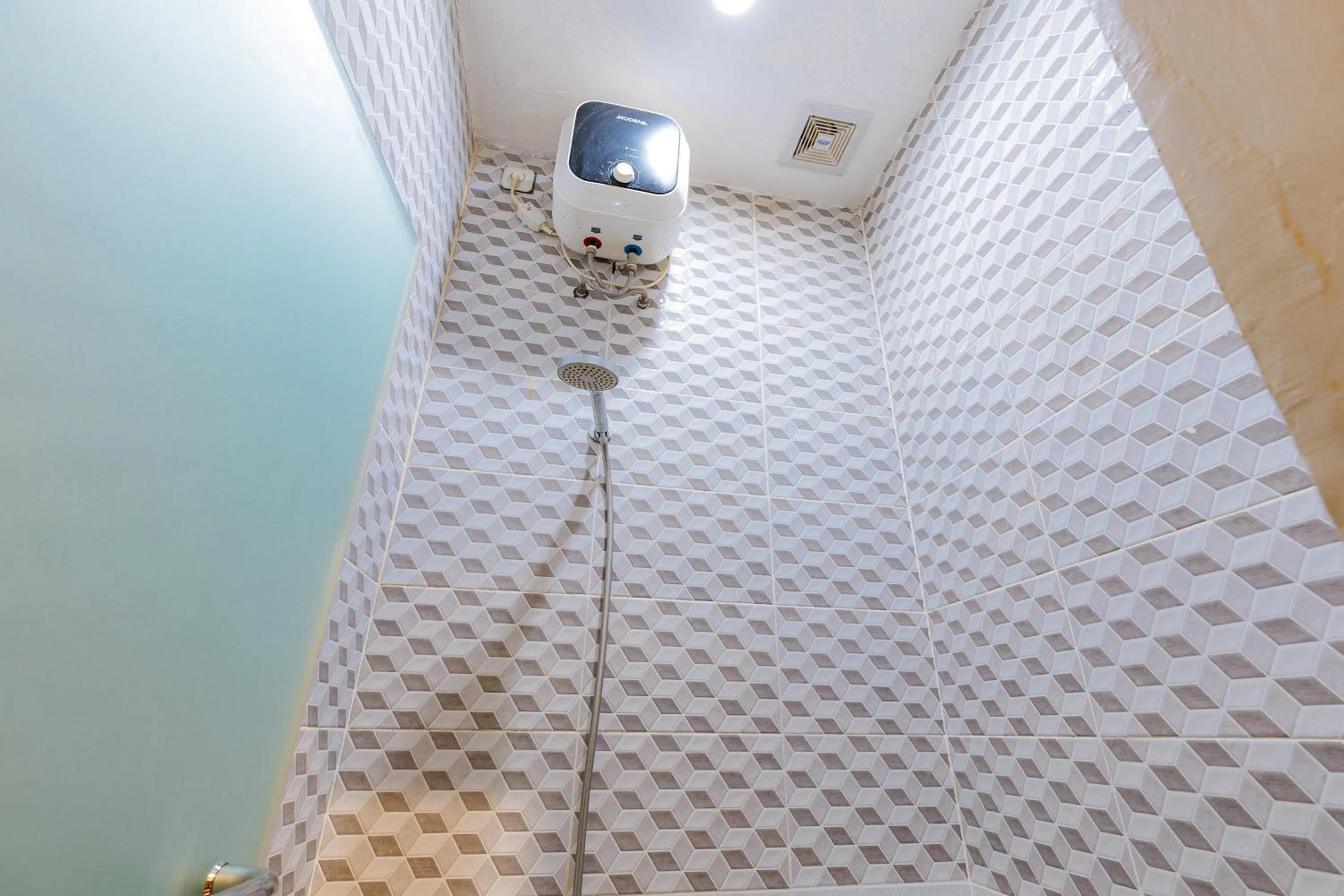 Bathroom in RedDoorz near Taman Palem