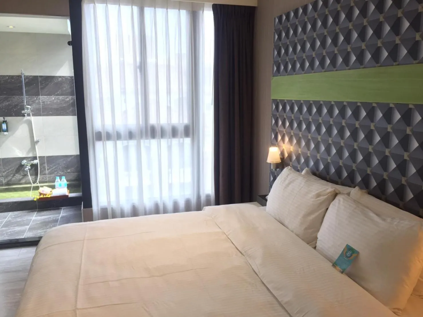 Photo of the whole room, Bed in Fengjia Hotel Bell