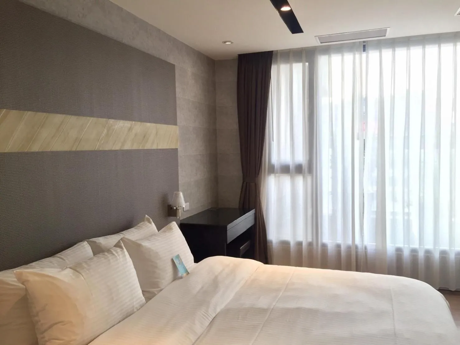 Photo of the whole room, Bed in Fengjia Hotel Bell