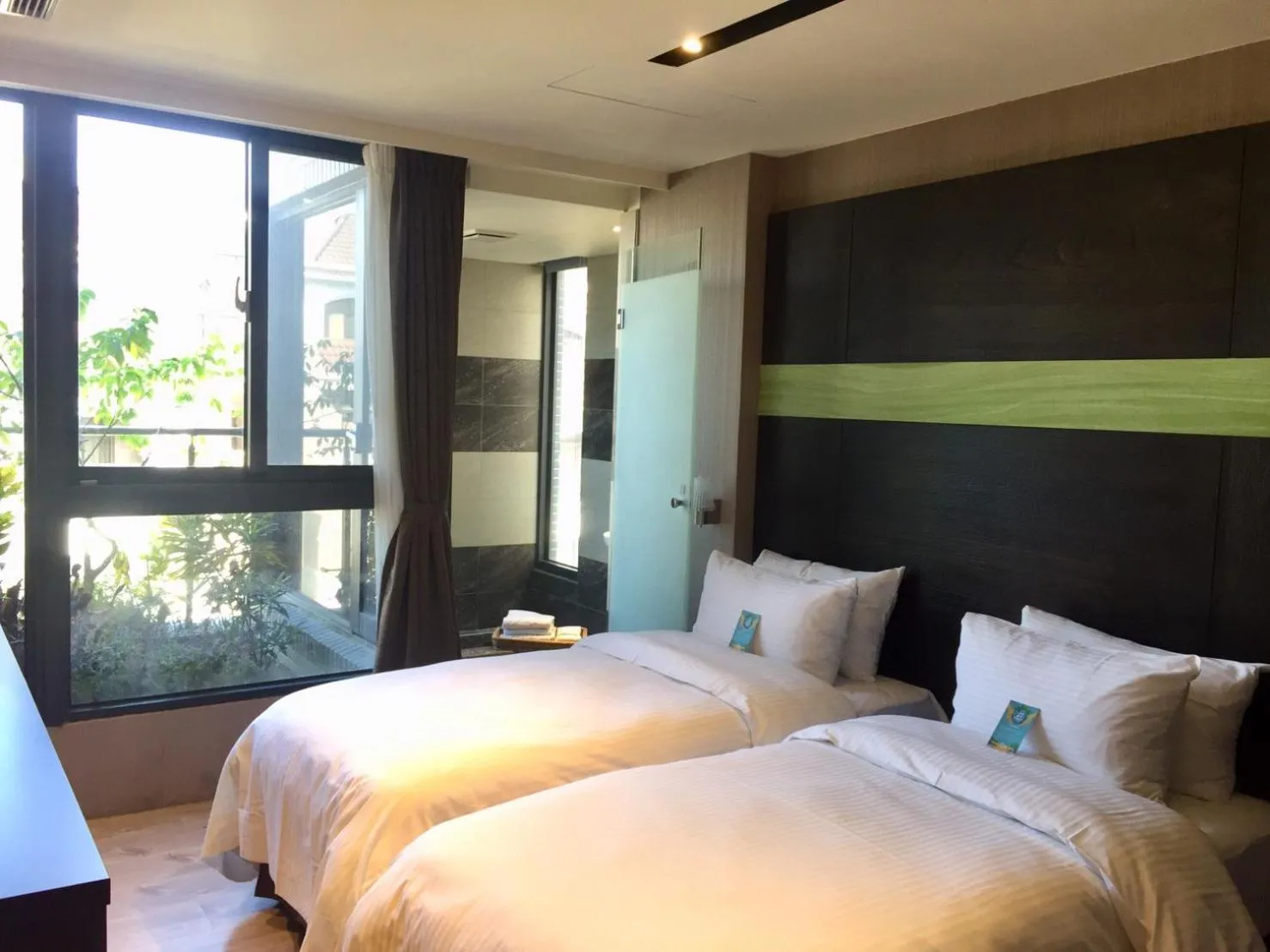Photo of the whole room, Bed in Fengjia Hotel Bell