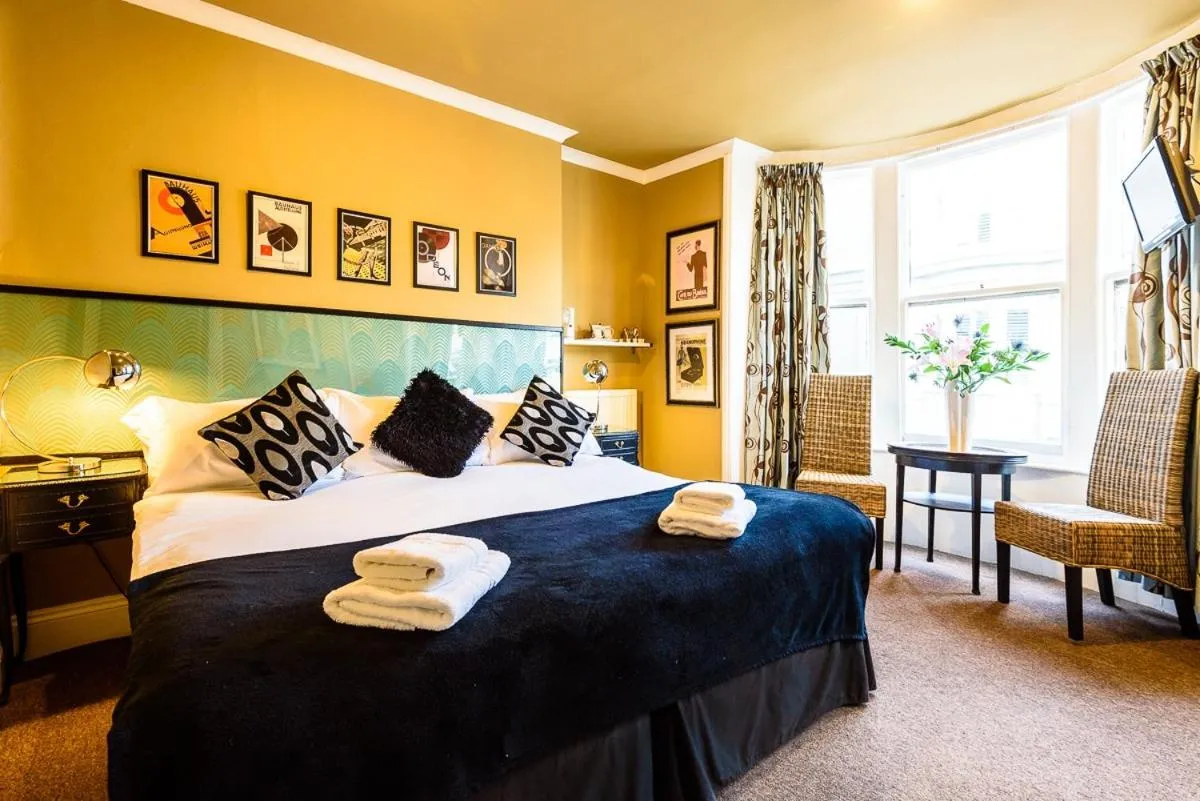 Bed in Paskins Town House