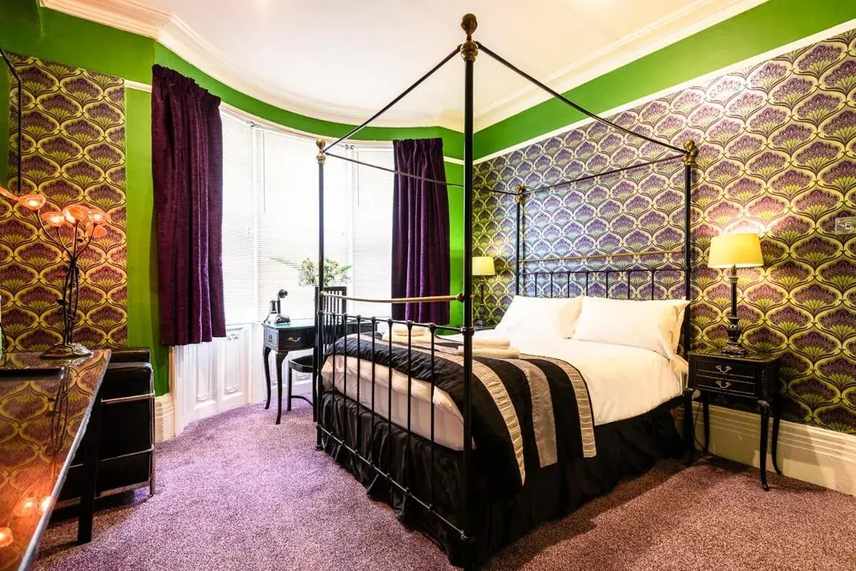 Double Room - Ground Floor in Paskins Town House Double Room - Ground Floor in Paskins Town House