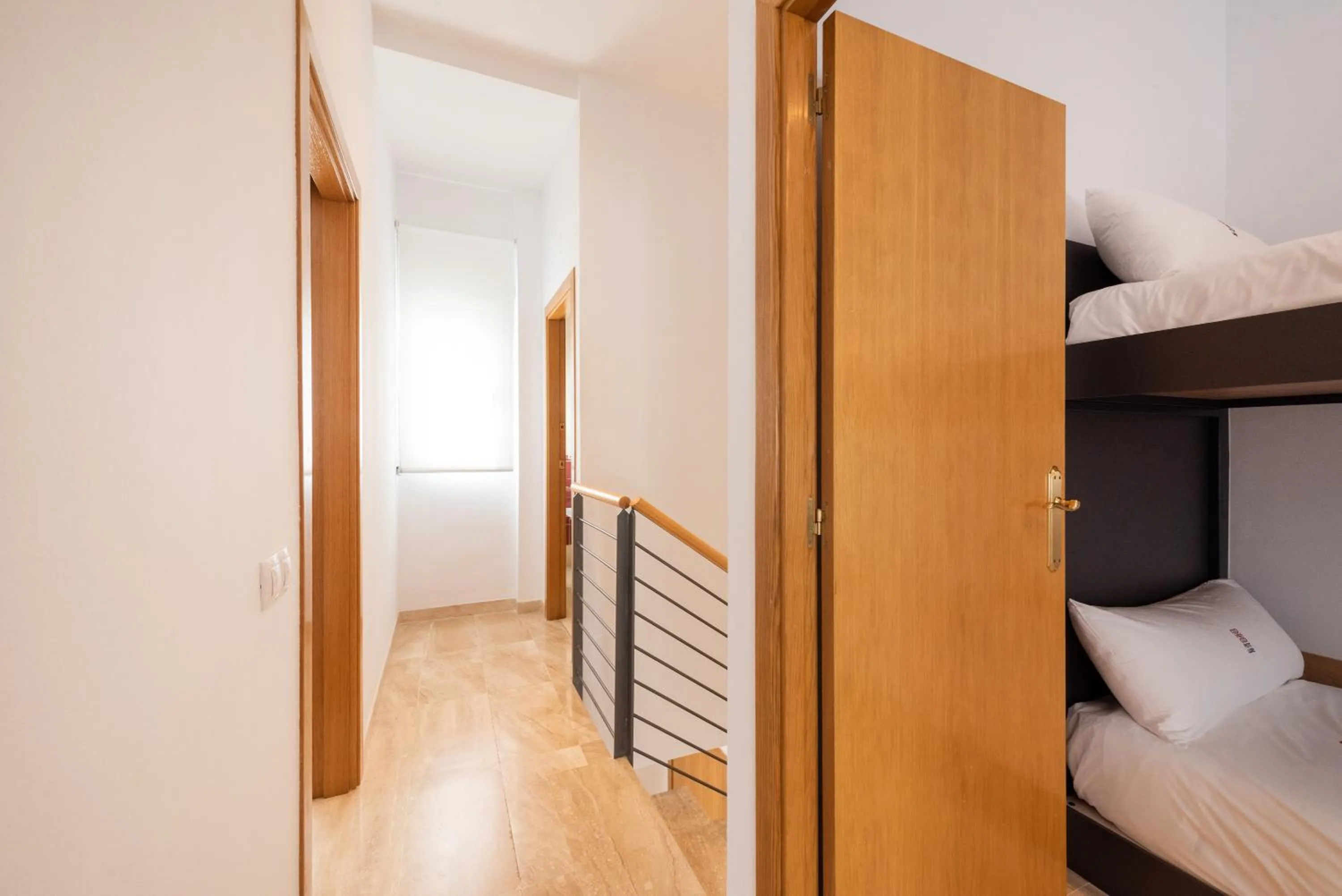 Decorative detail, Bed in Petit Luxe Ègara