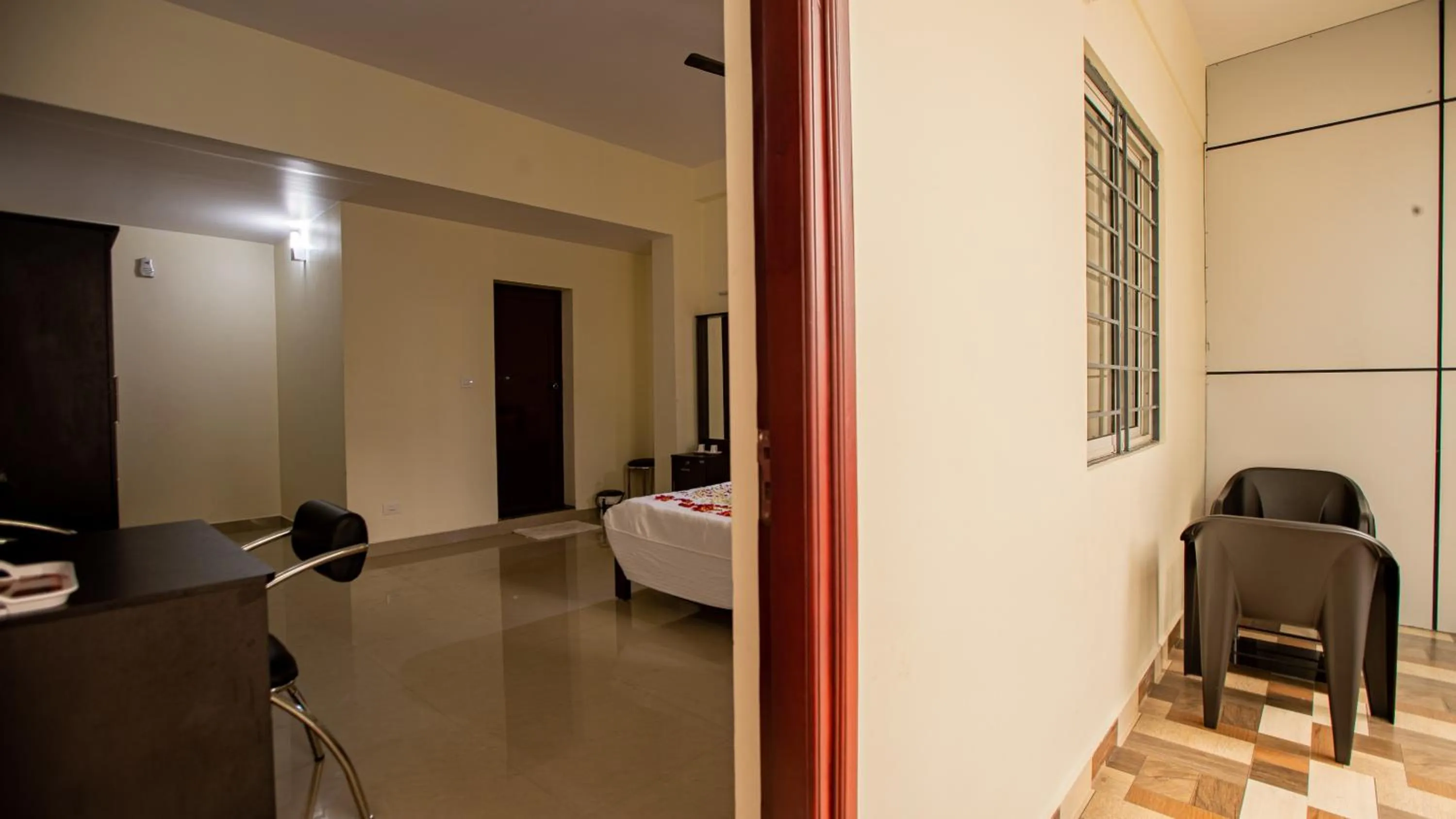 Communal lounge/ TV room in Woodside residency