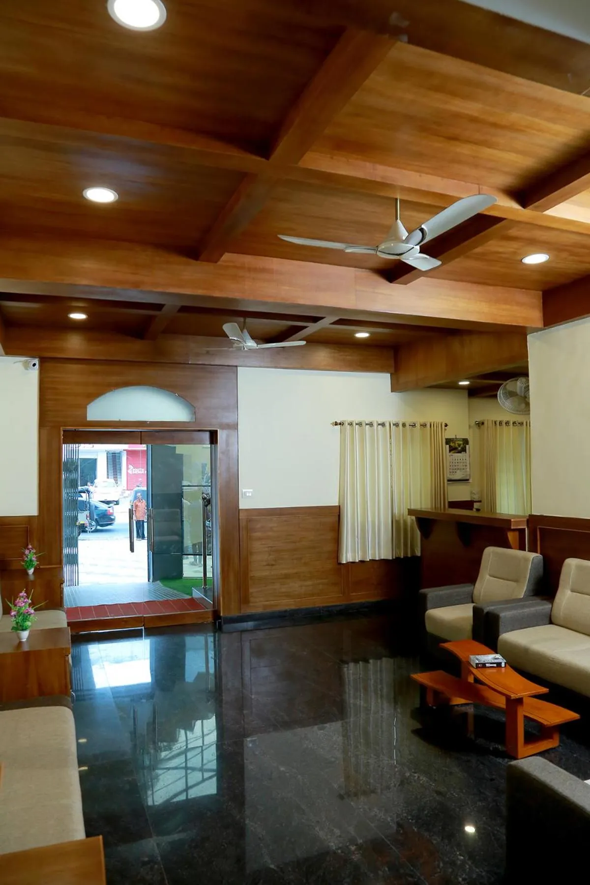 Lobby or reception in Woodside residency