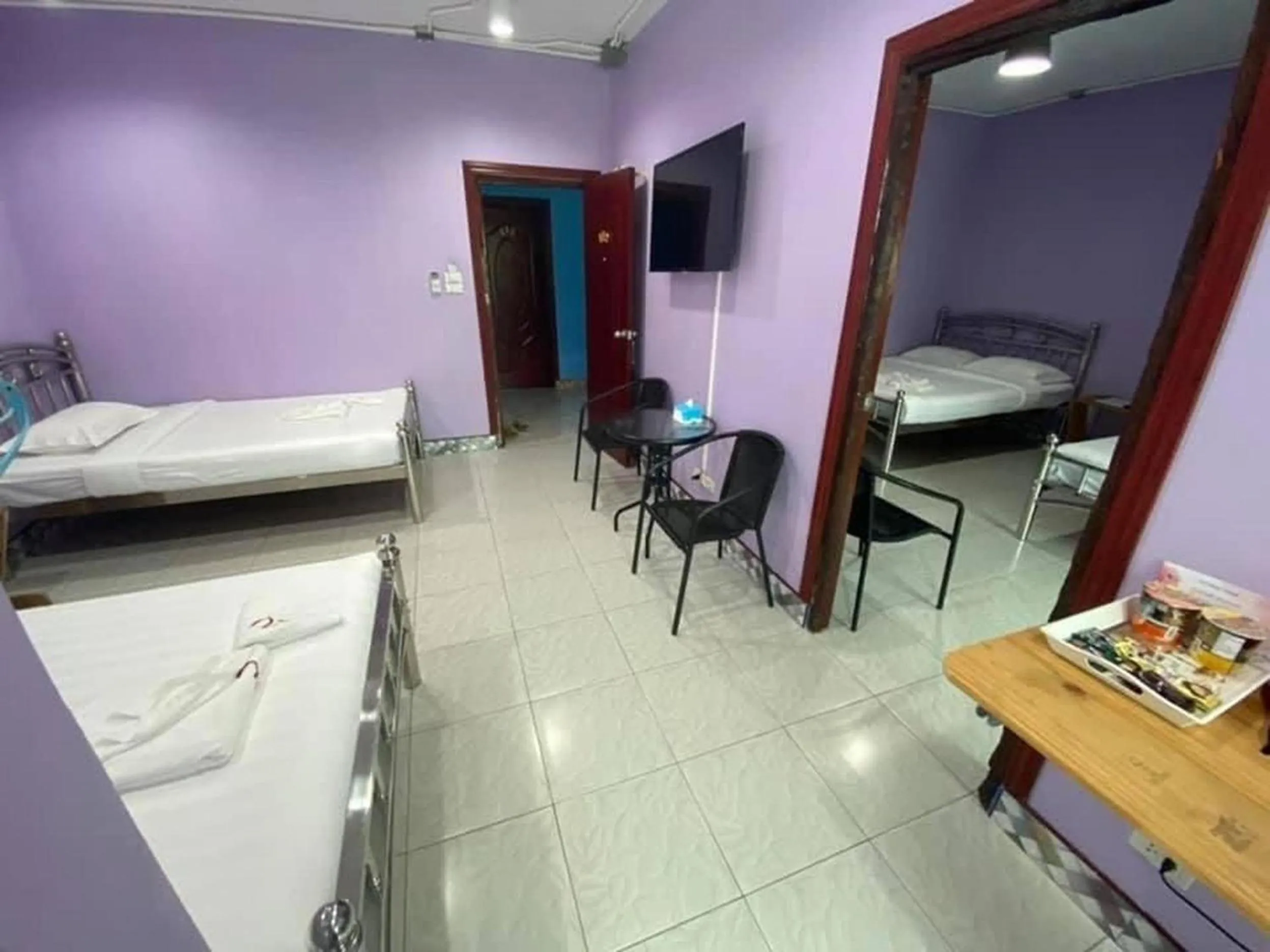 Photo of the whole room, Bed in 2U Hotel Hatyai