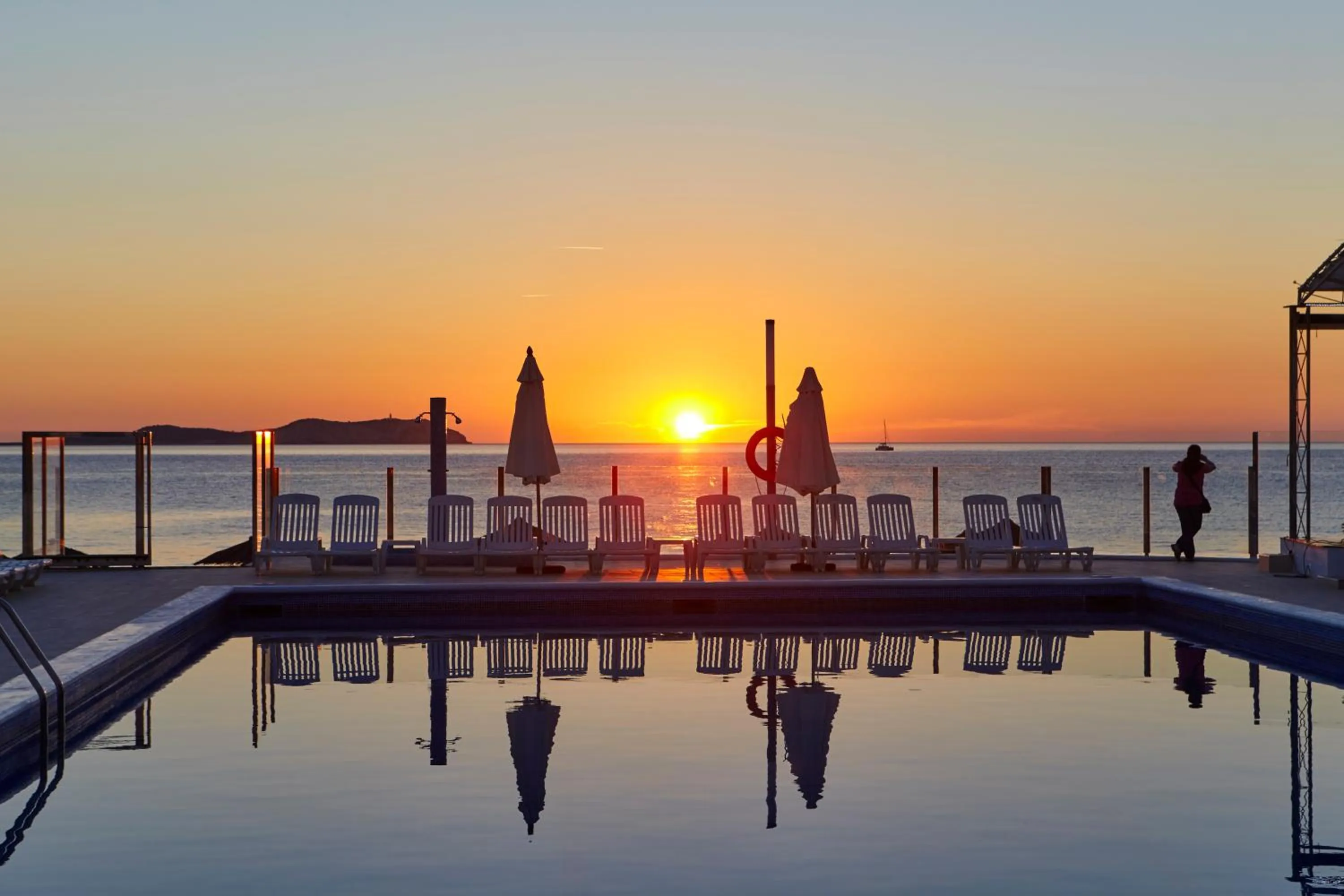 Summer in Aparthotel Nereida