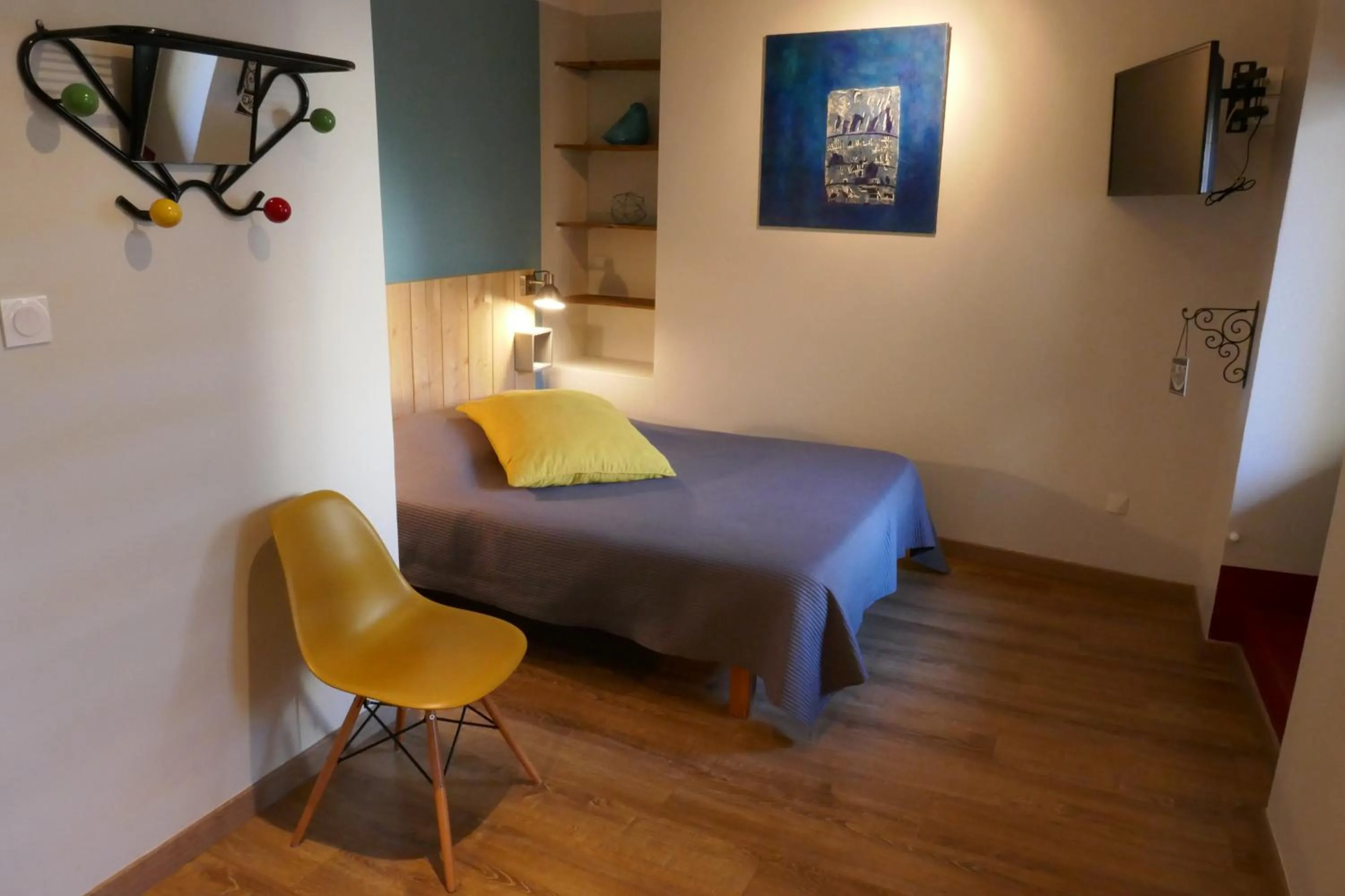 Photo of the whole room, Bed in Le Sommeil des Fées