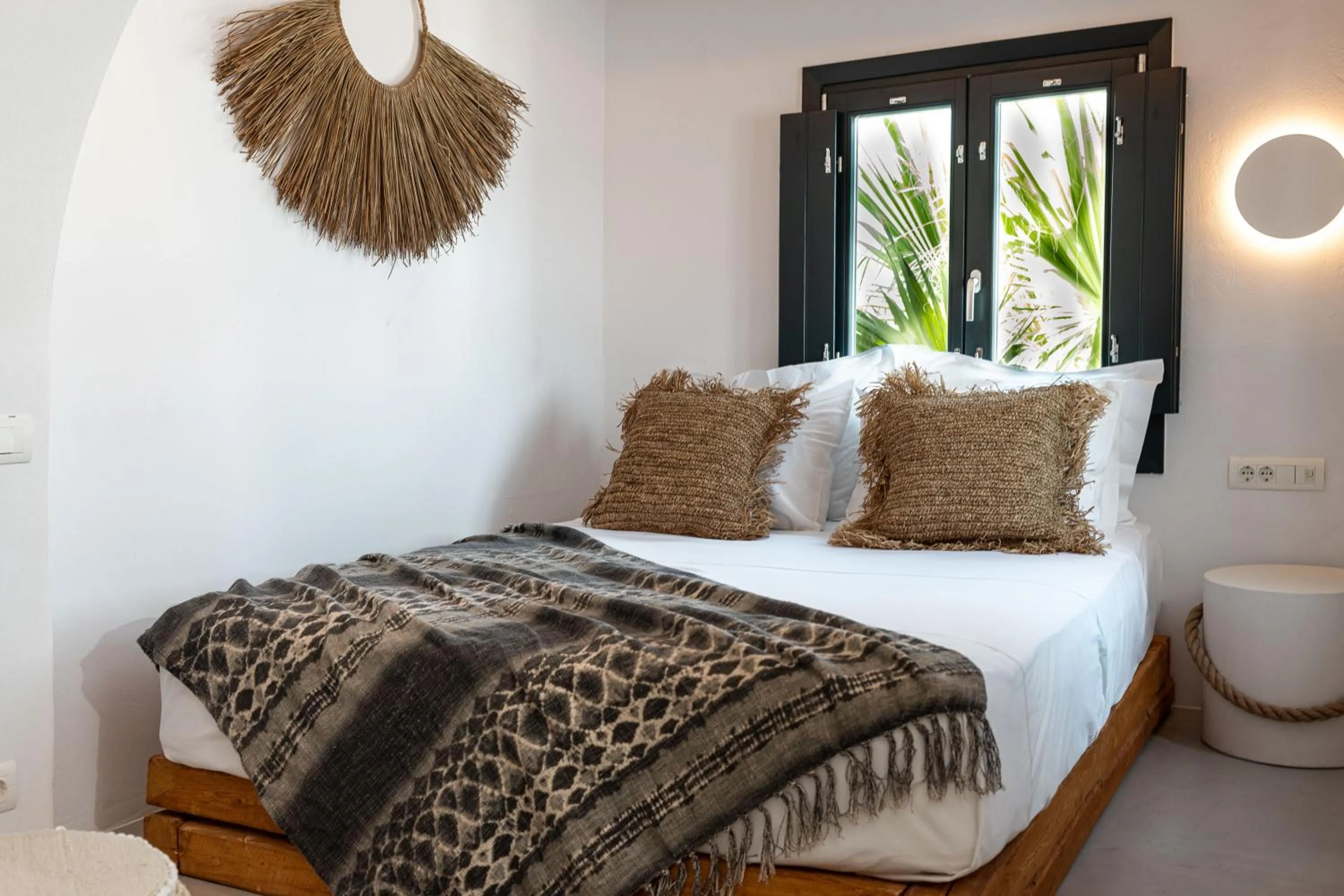 Bedroom, Bed in Sandaya Luxury Suites