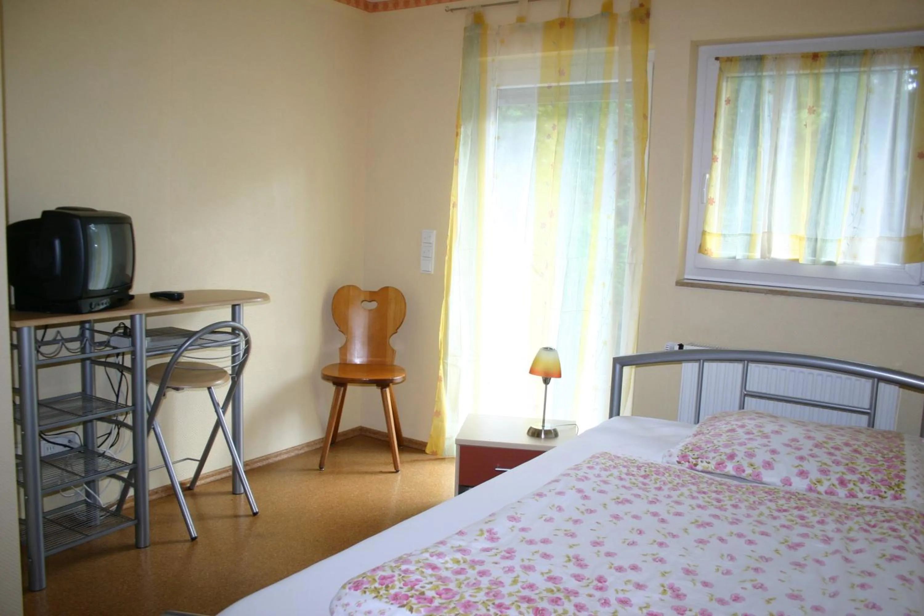 Bedroom, Bed in Gasthof Zum Stausee