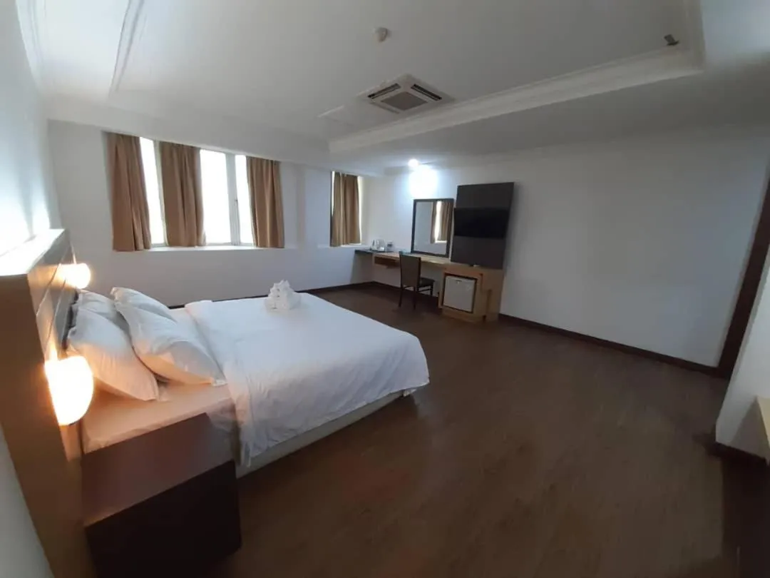 Photo of the whole room, Bed in Sara Hotel
