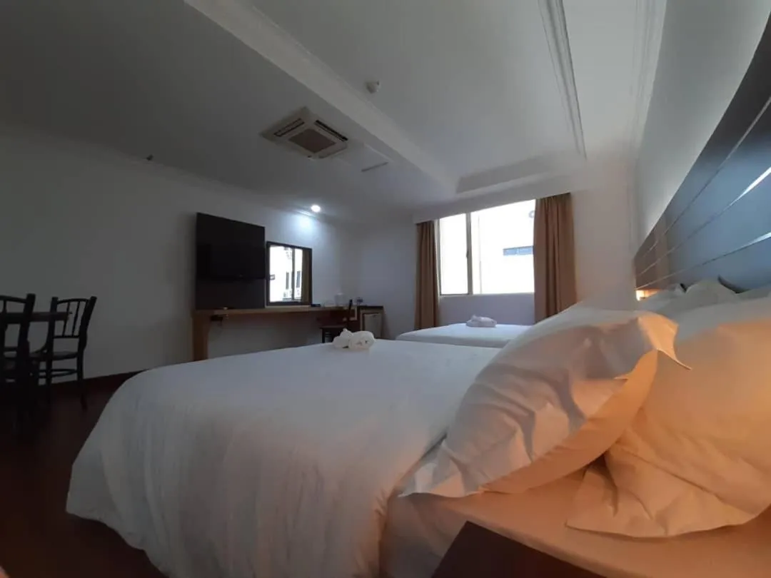 Photo of the whole room, Bed in Sara Hotel