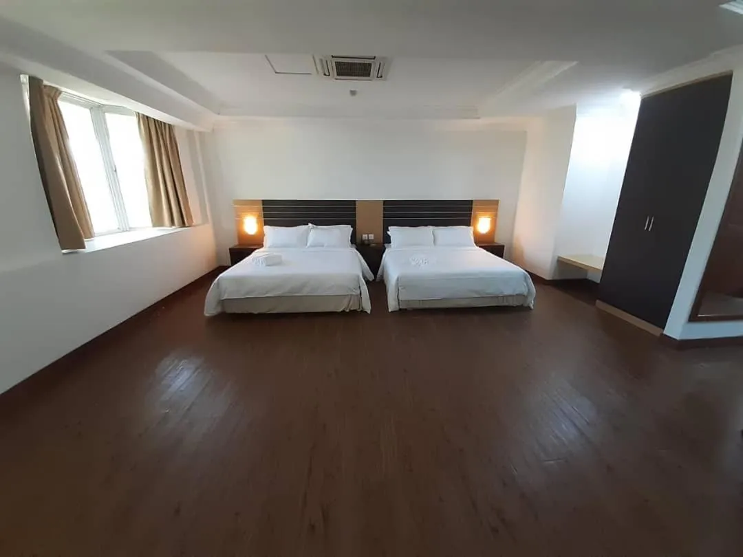 Bedroom, Bed in Sara Hotel