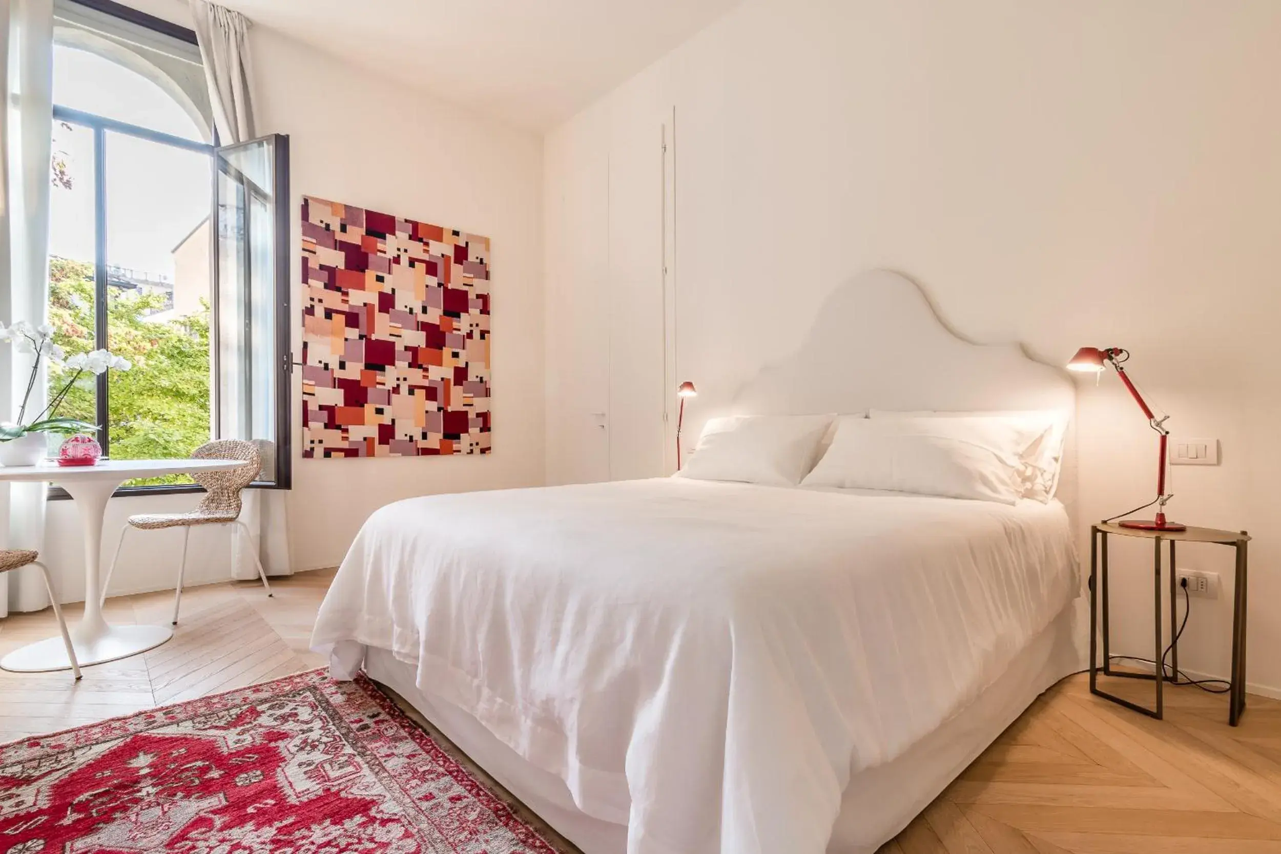 Deluxe Double Room in Collalto24 Deluxe Double Room in Collalto24