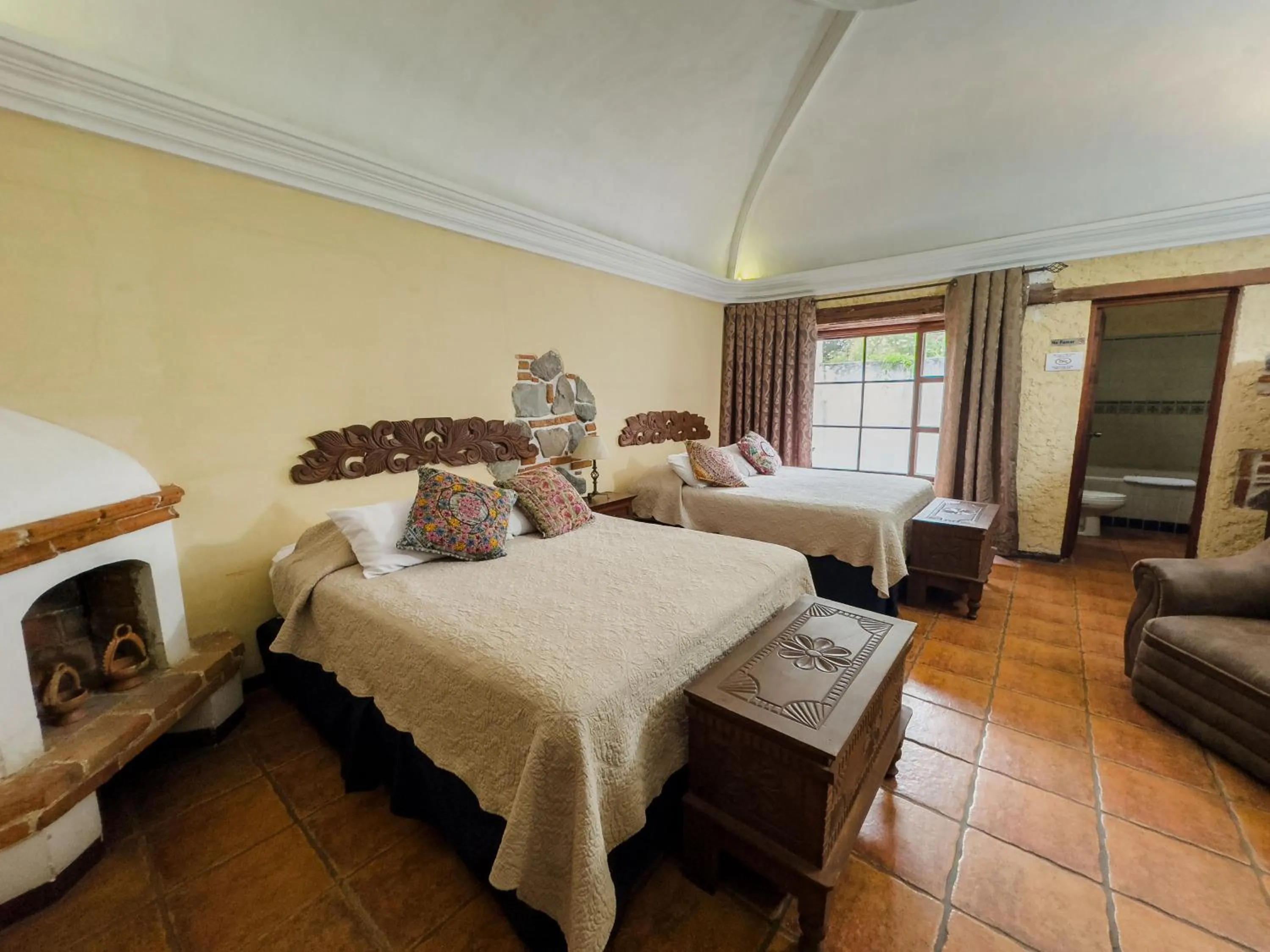 Bed in Hotel Real Plaza