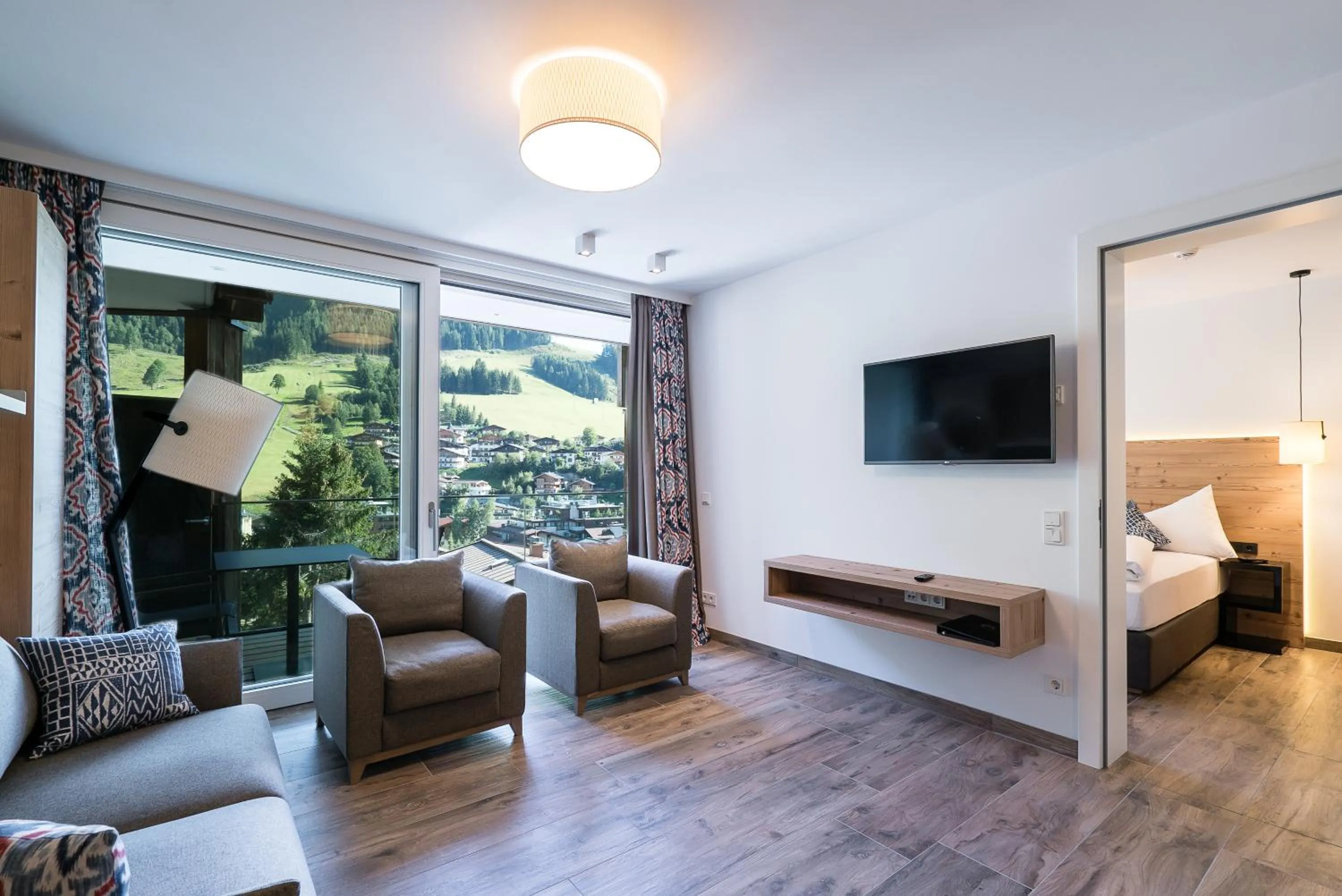 Balcony/Terrace, Bed in Adler Resort