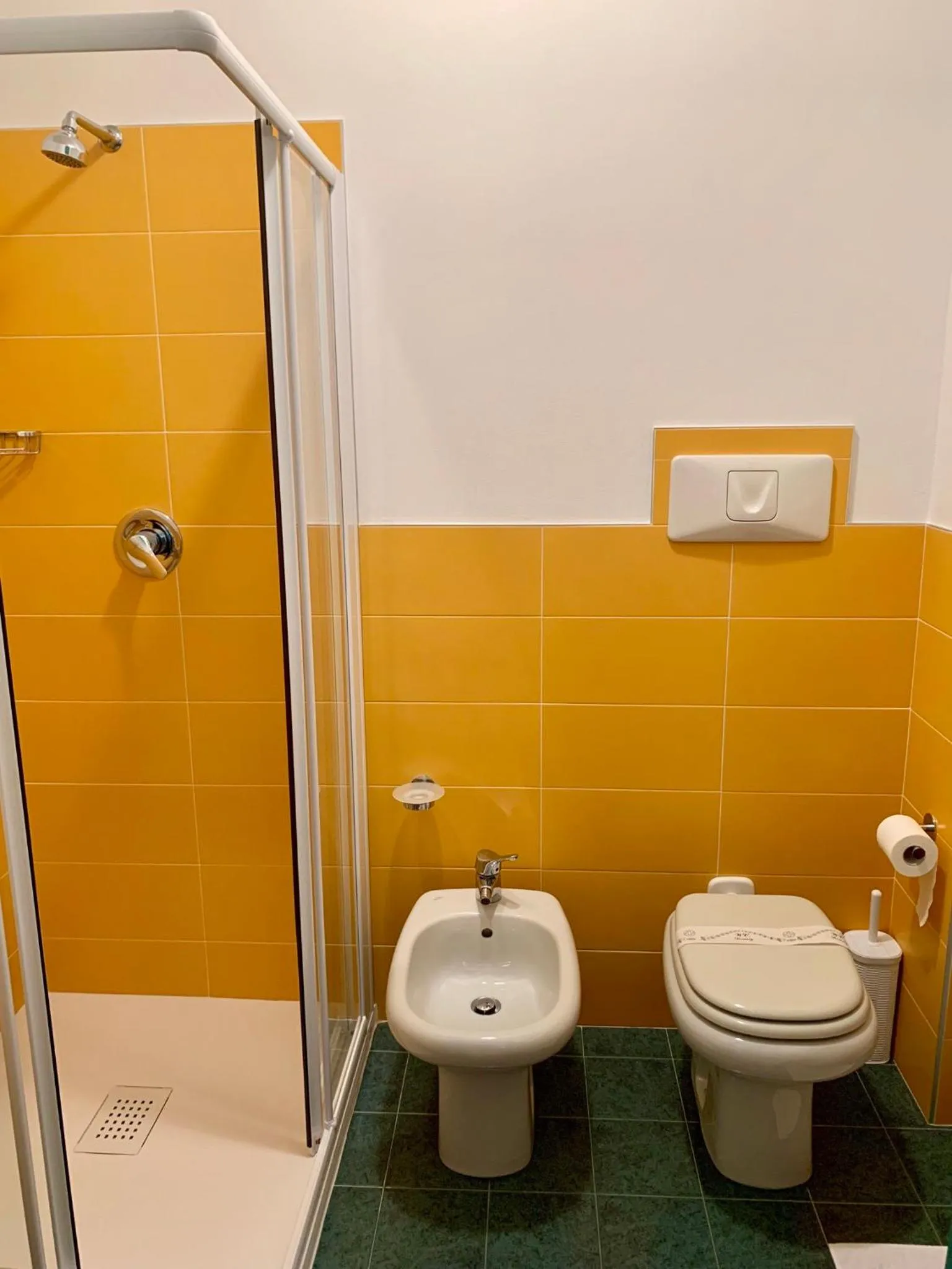 Bathroom in Hotel Centrale