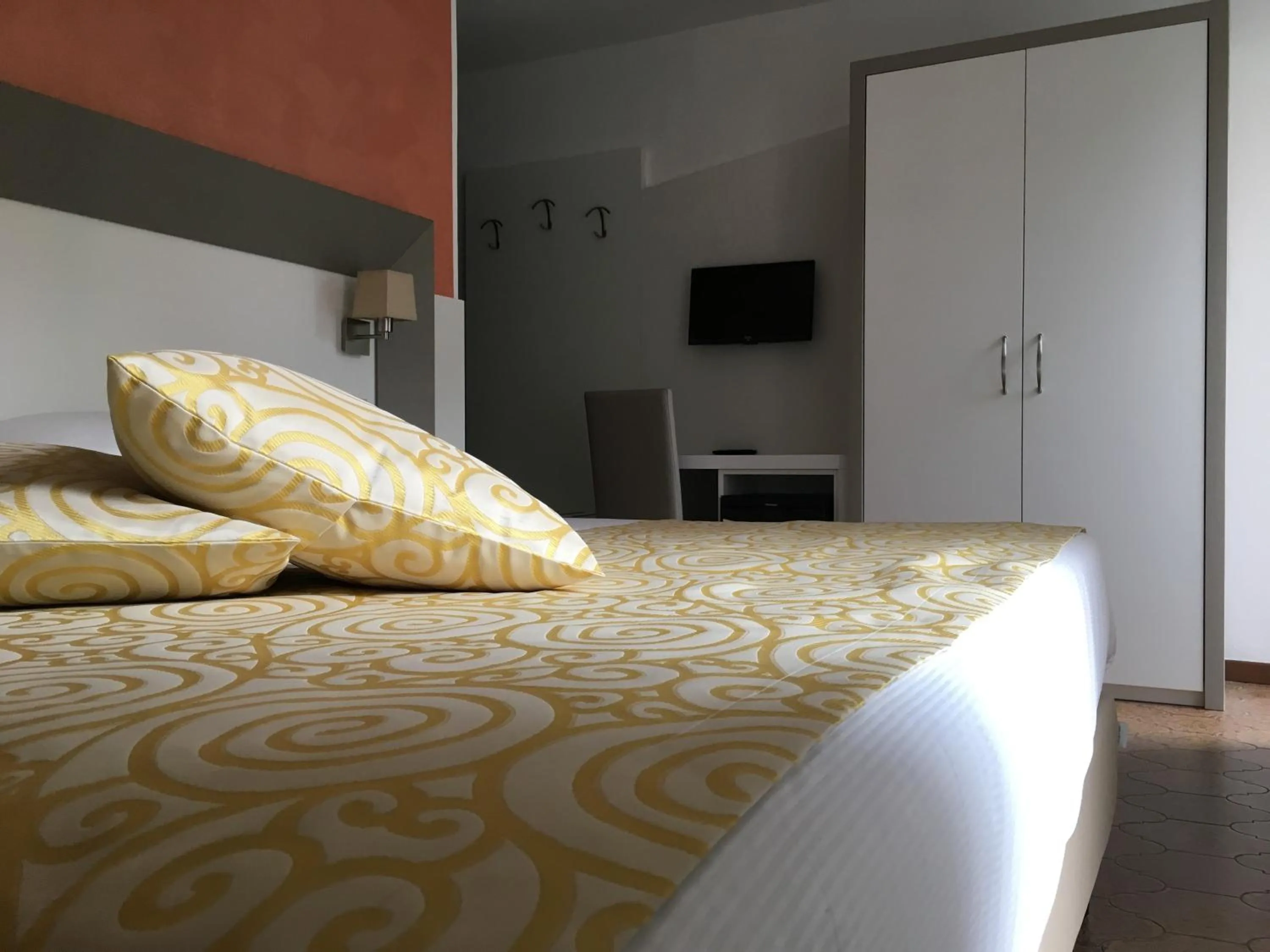 Bedroom, Bed in Hotel Centrale