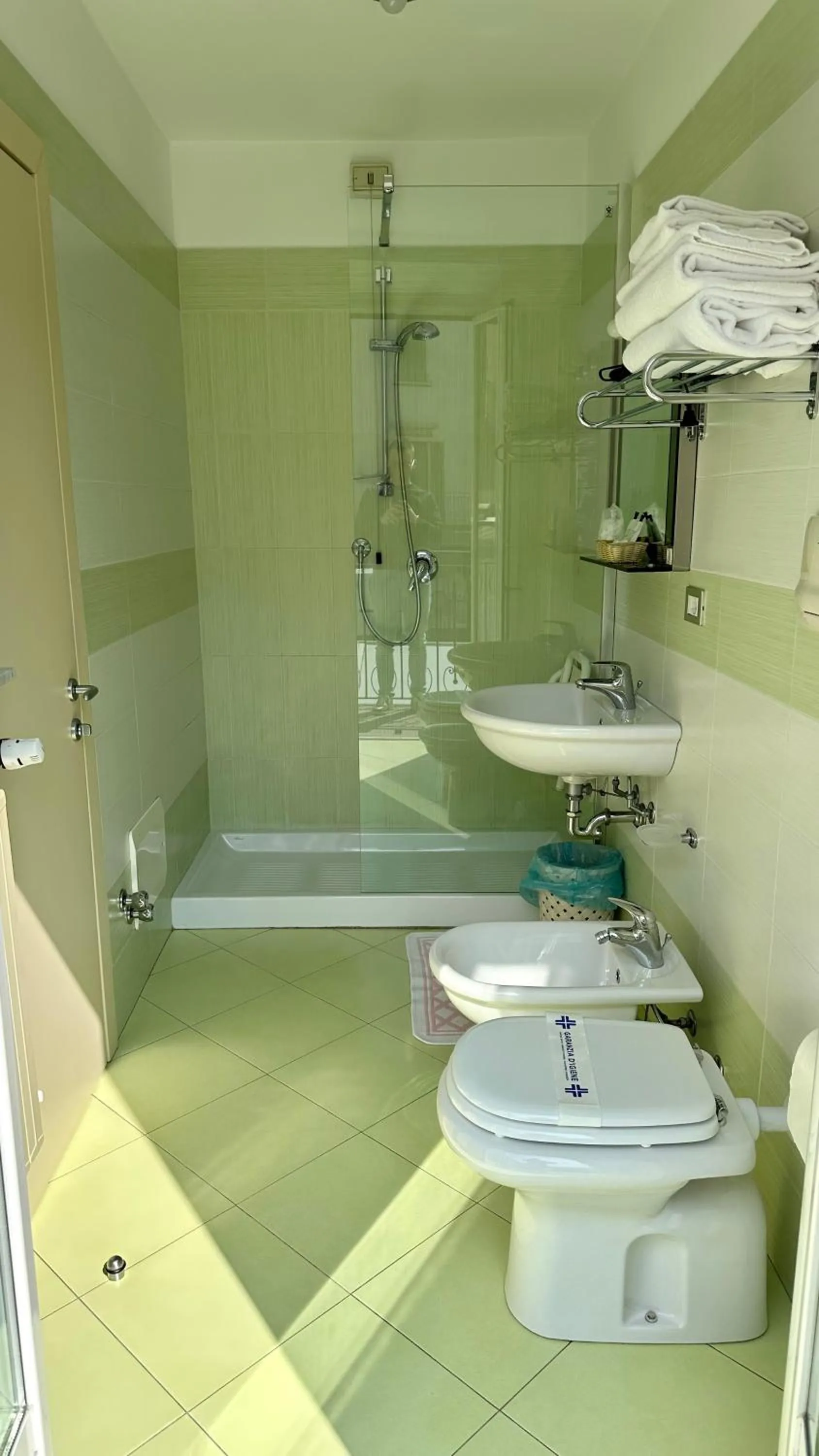 Bathroom in Hotel Centrale