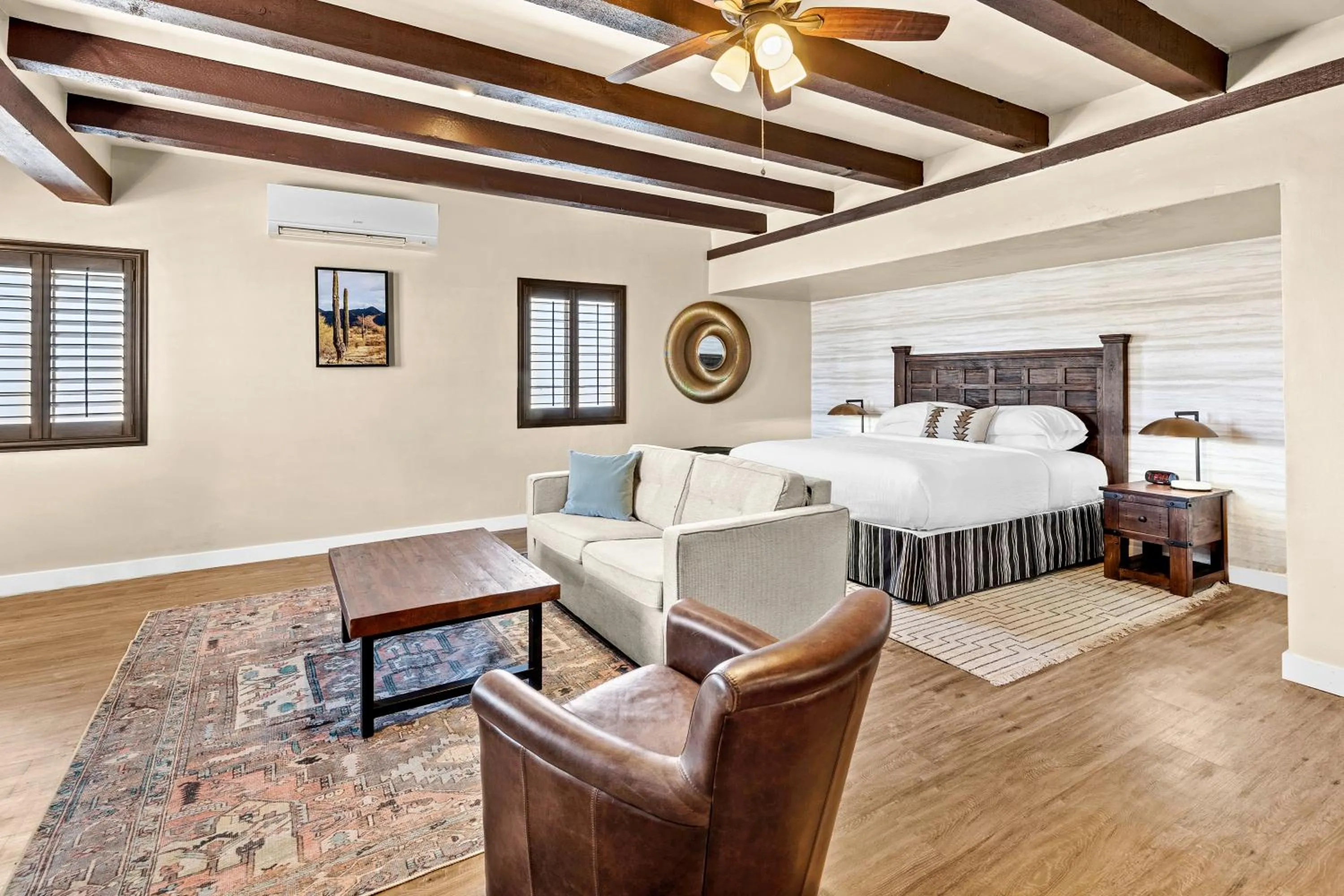Bedroom, Bed in Lodge On The Desert
