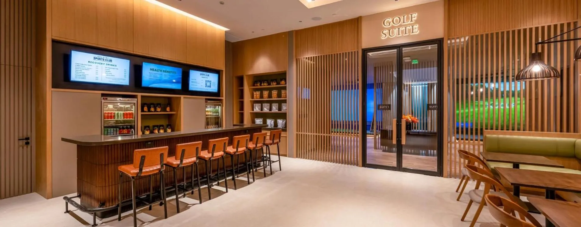 Lounge or bar in Solaire Resort Entertainment City