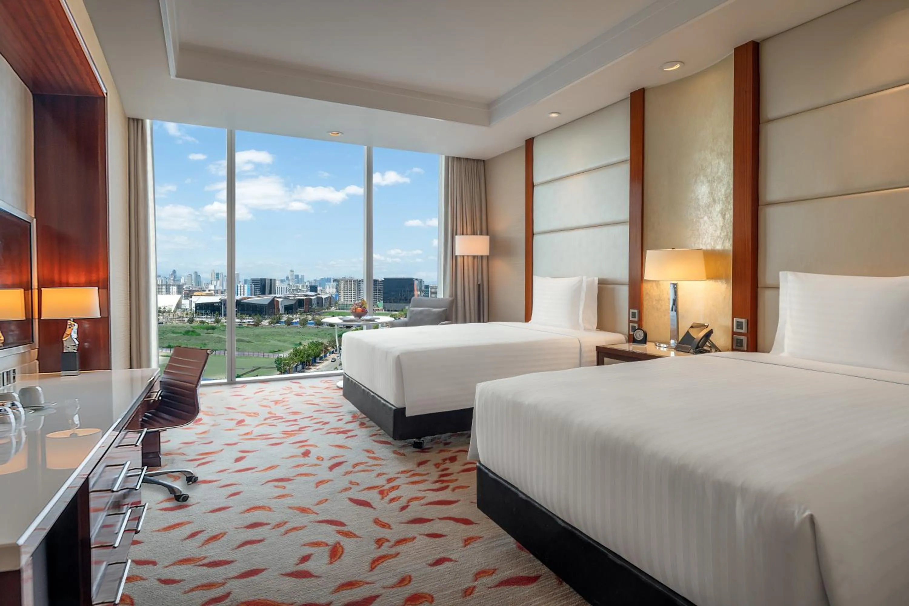 View (from property/room), Bed in Solaire Resort Entertainment City