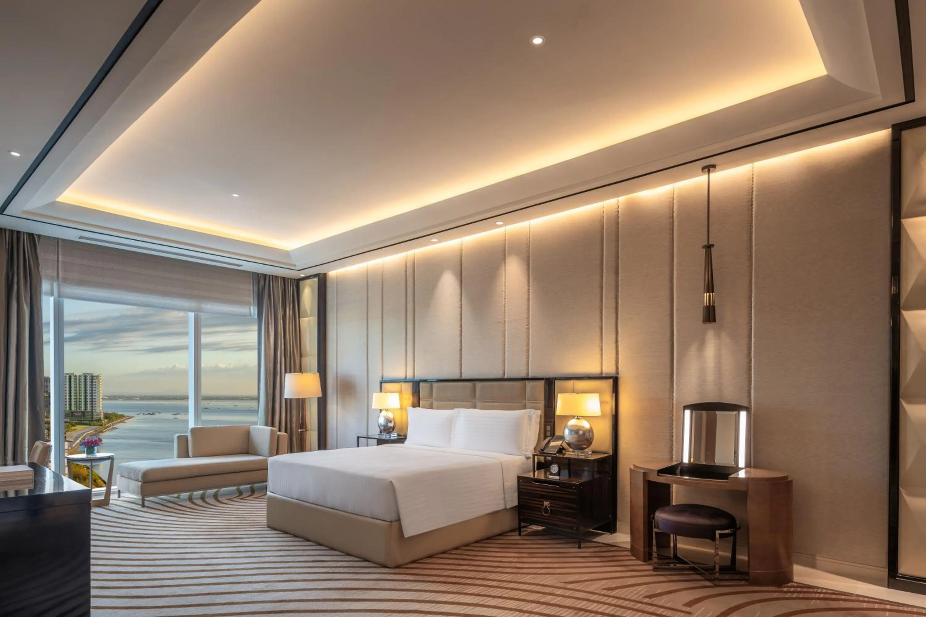 Bed in Solaire Resort Entertainment City