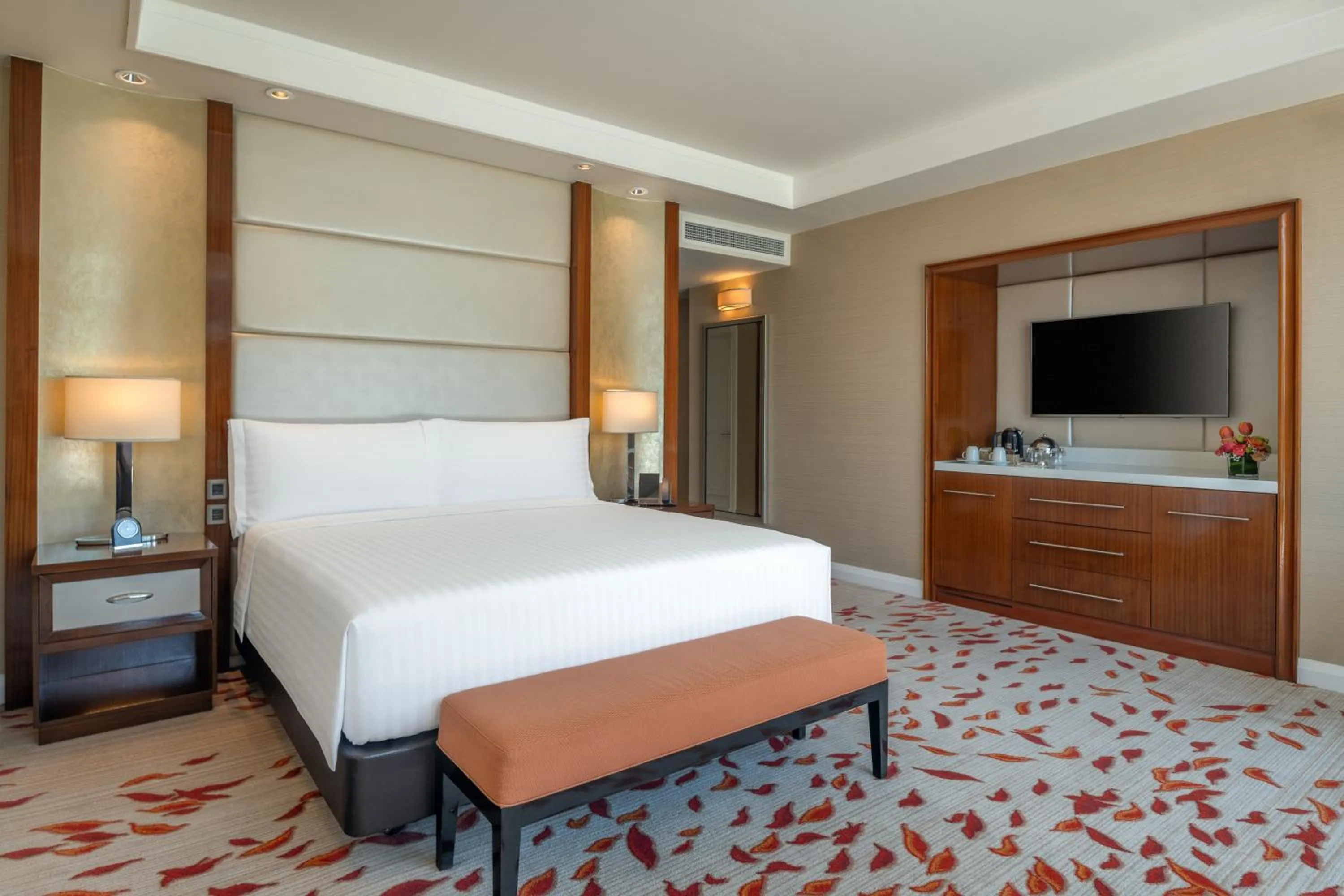Bed in Solaire Resort Entertainment City