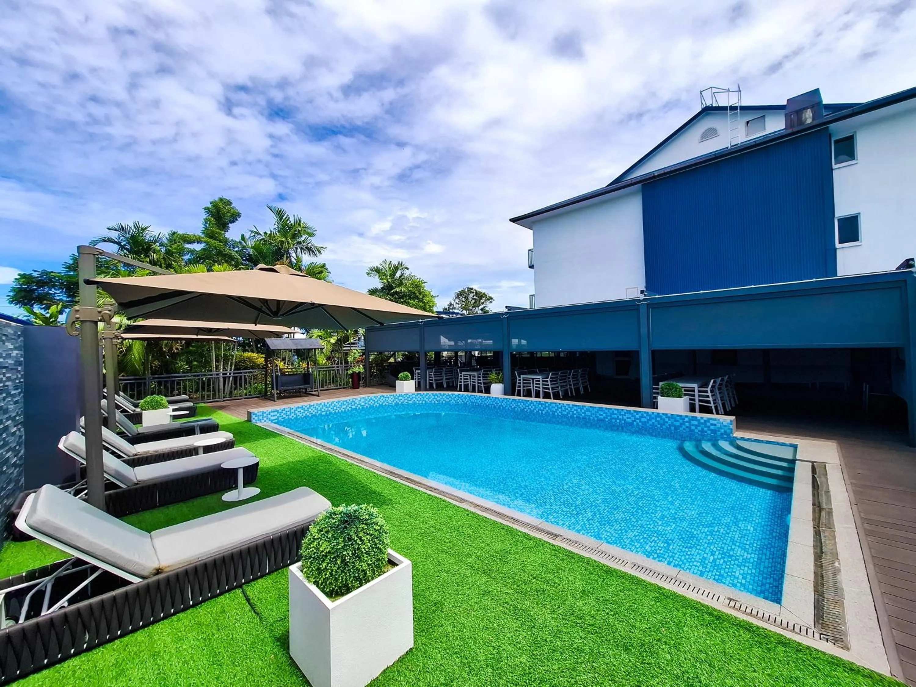 Gazelle International Hotel