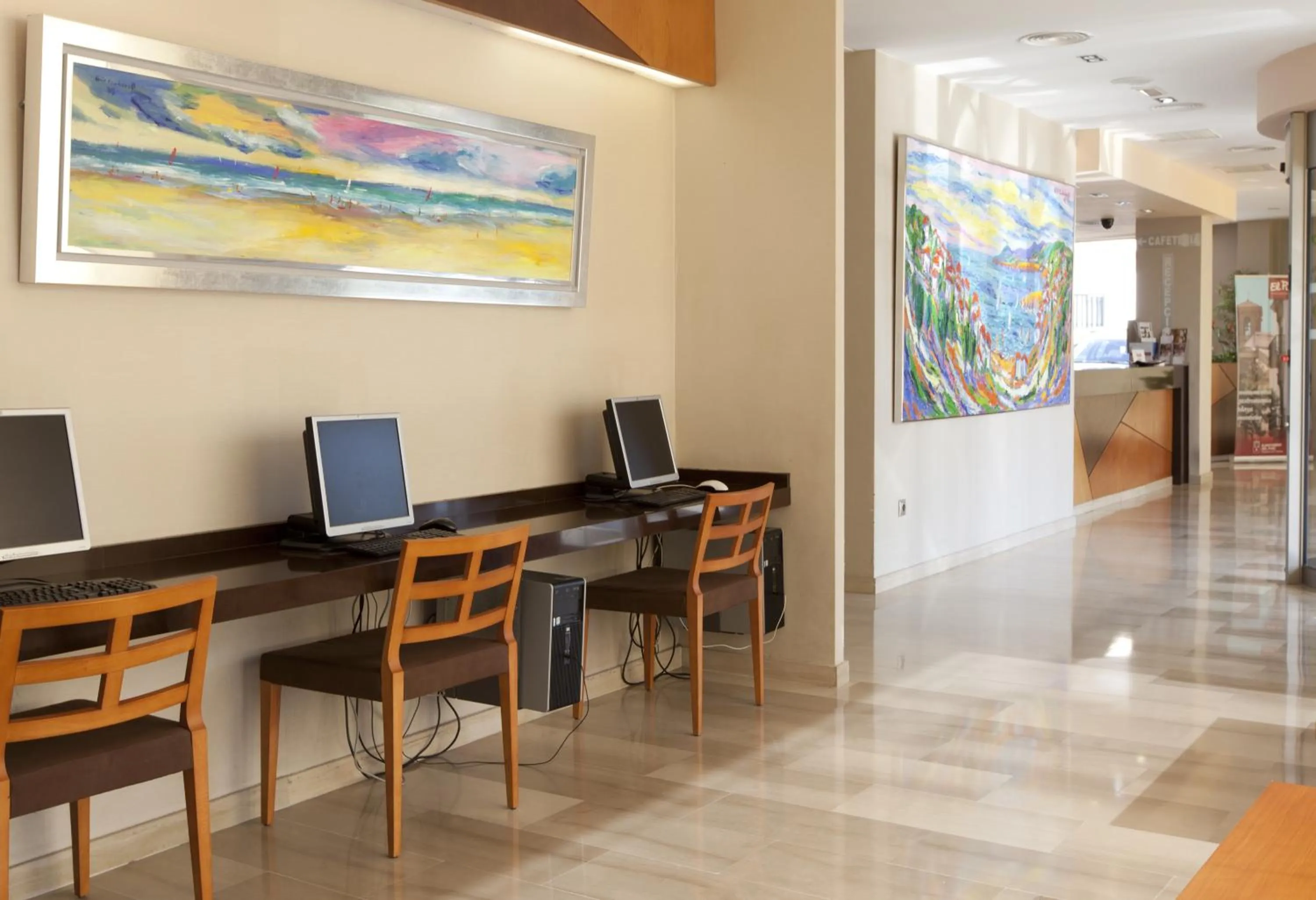 Lobby or reception in Hotel Olympia Ronda II