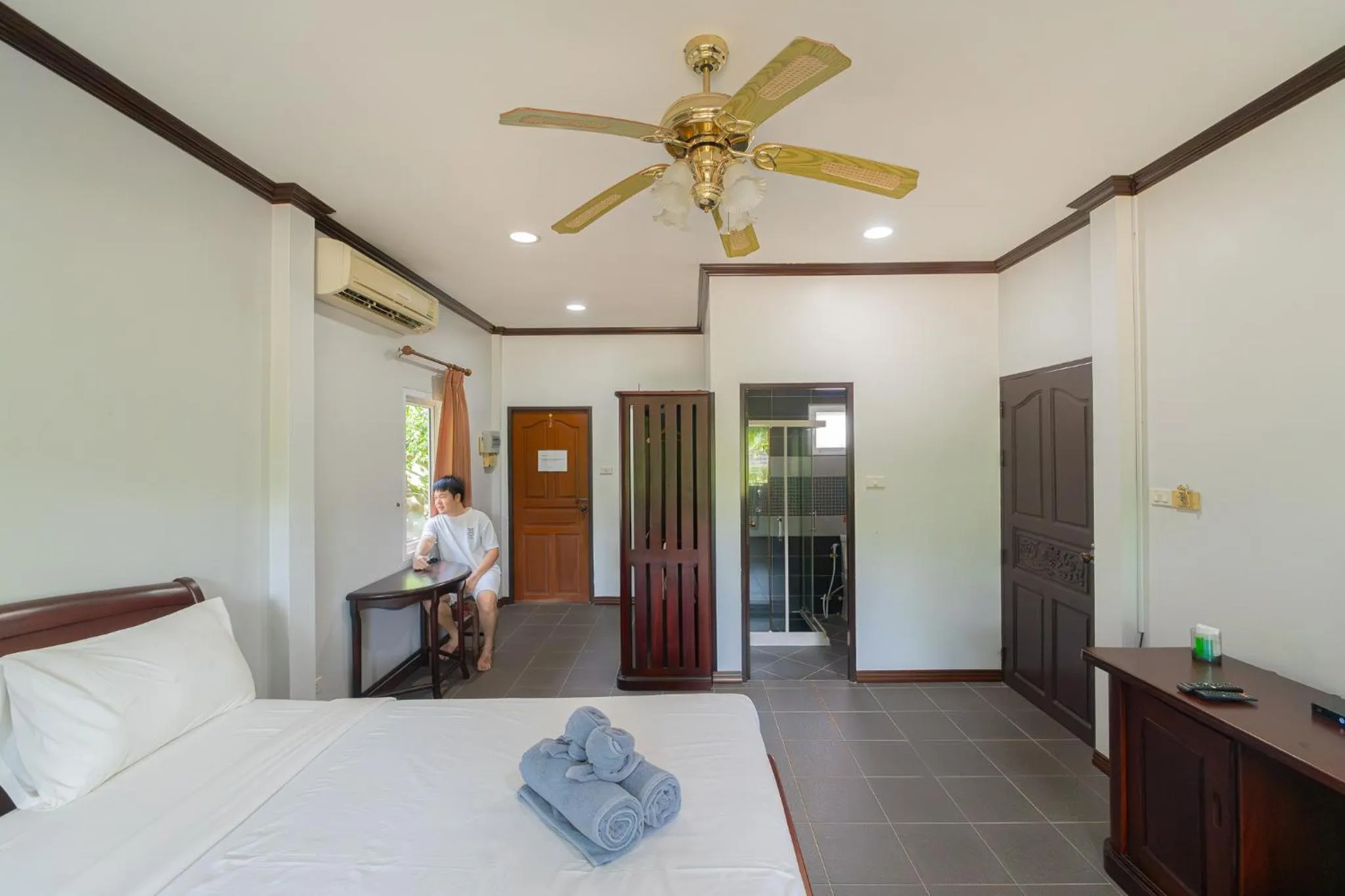 Bedroom, Bed in Baan Faa Talaychan Resort