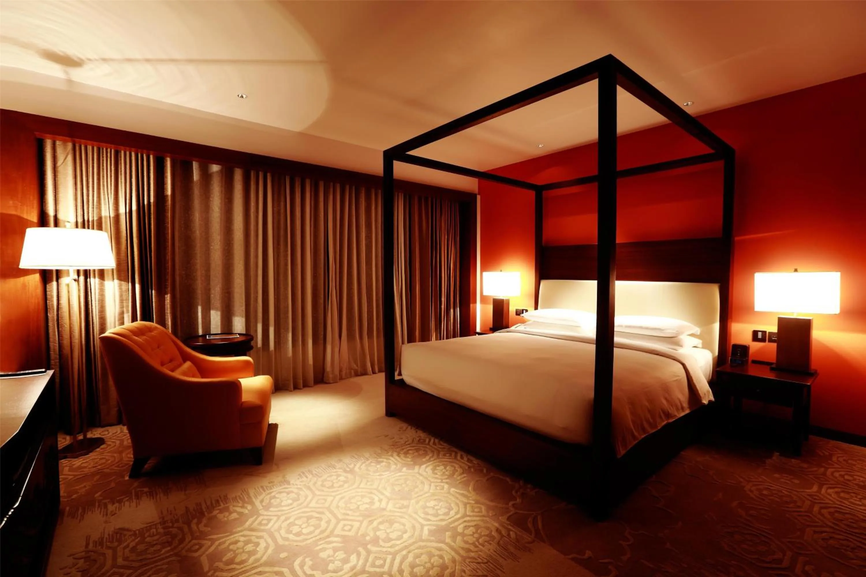 Photo of the whole room, Bed in Park Hyatt Chennai