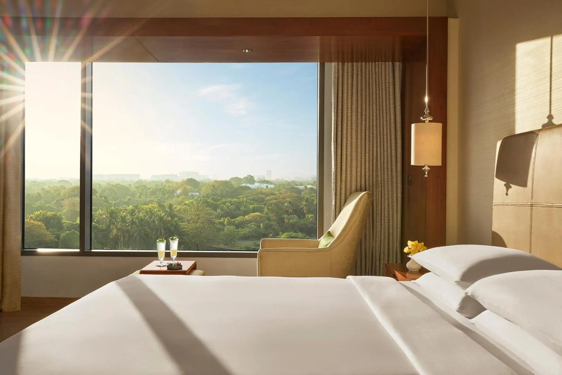 Bed in Park Hyatt Chennai