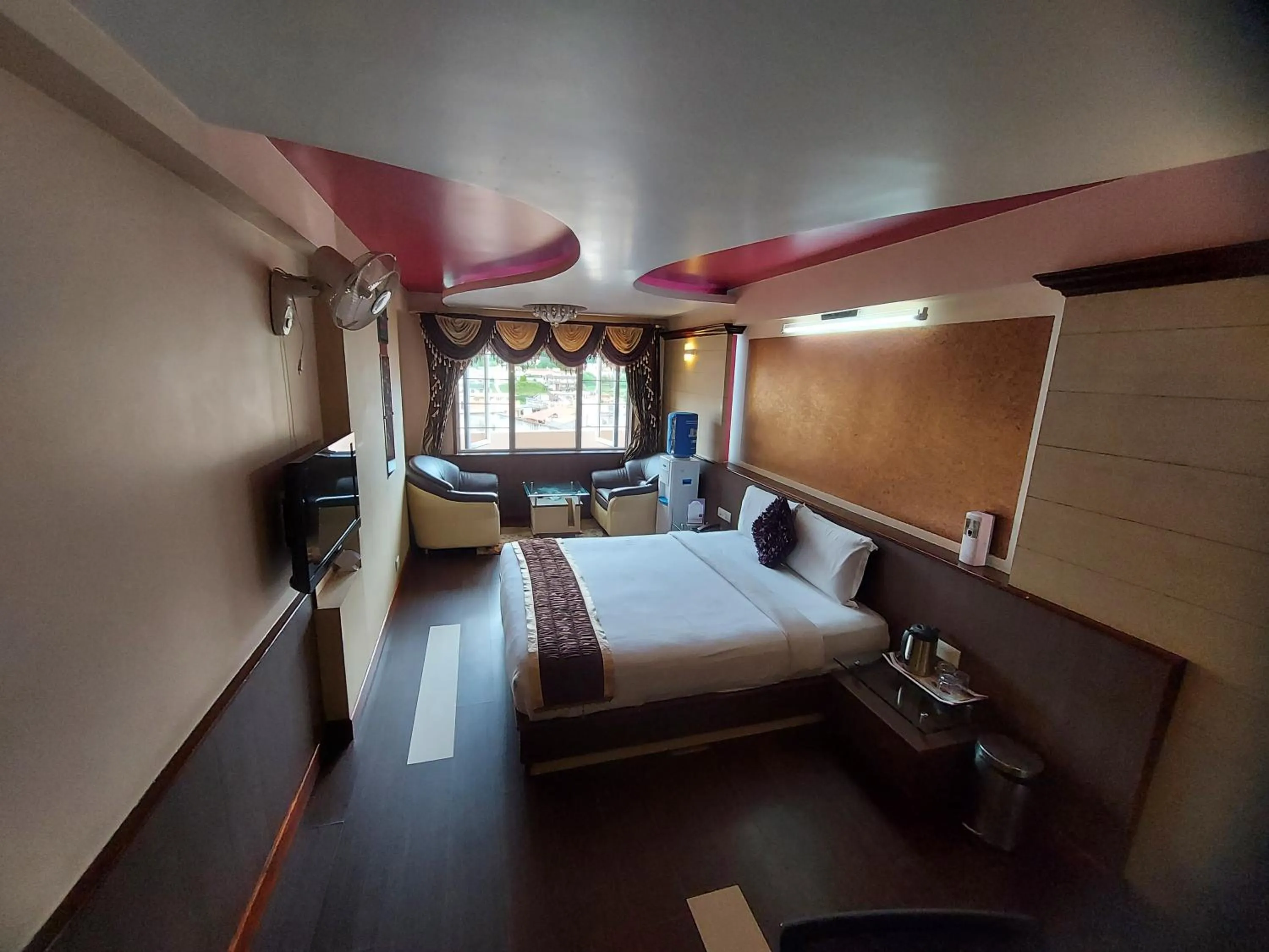 Bed in Astoria Residency