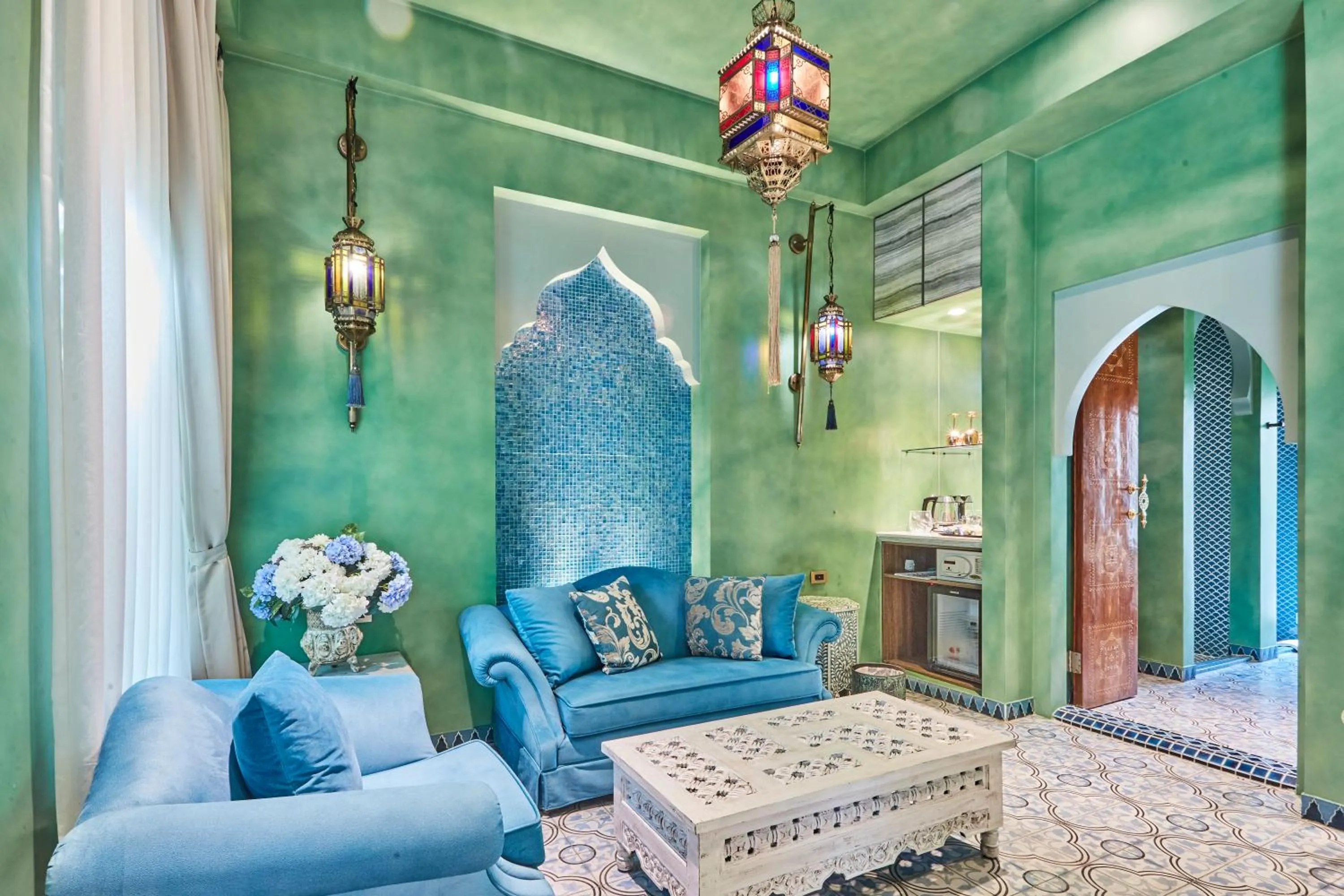 Living room, Bed in Kenting Amanda Hotel