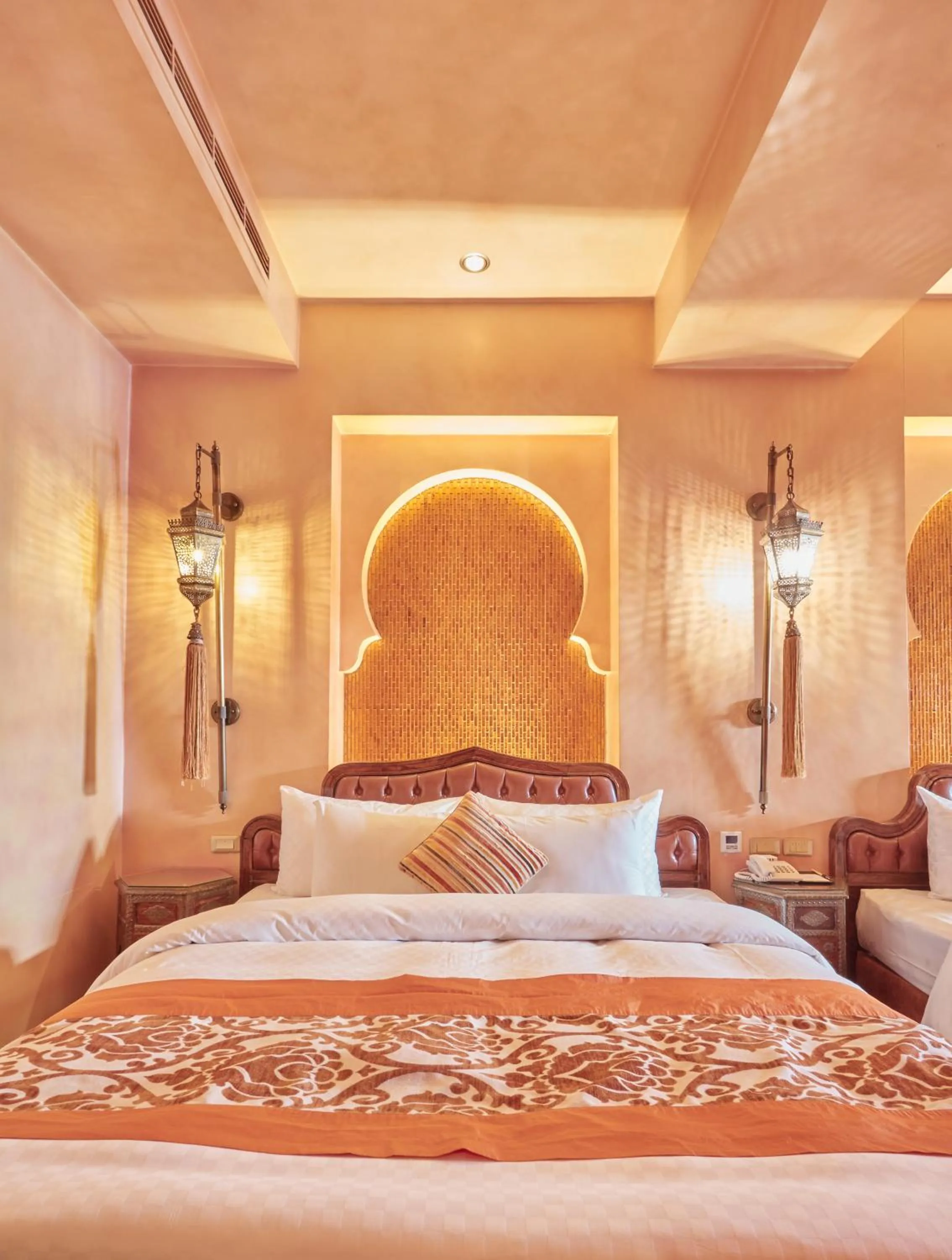 Bed in Kenting Amanda Hotel