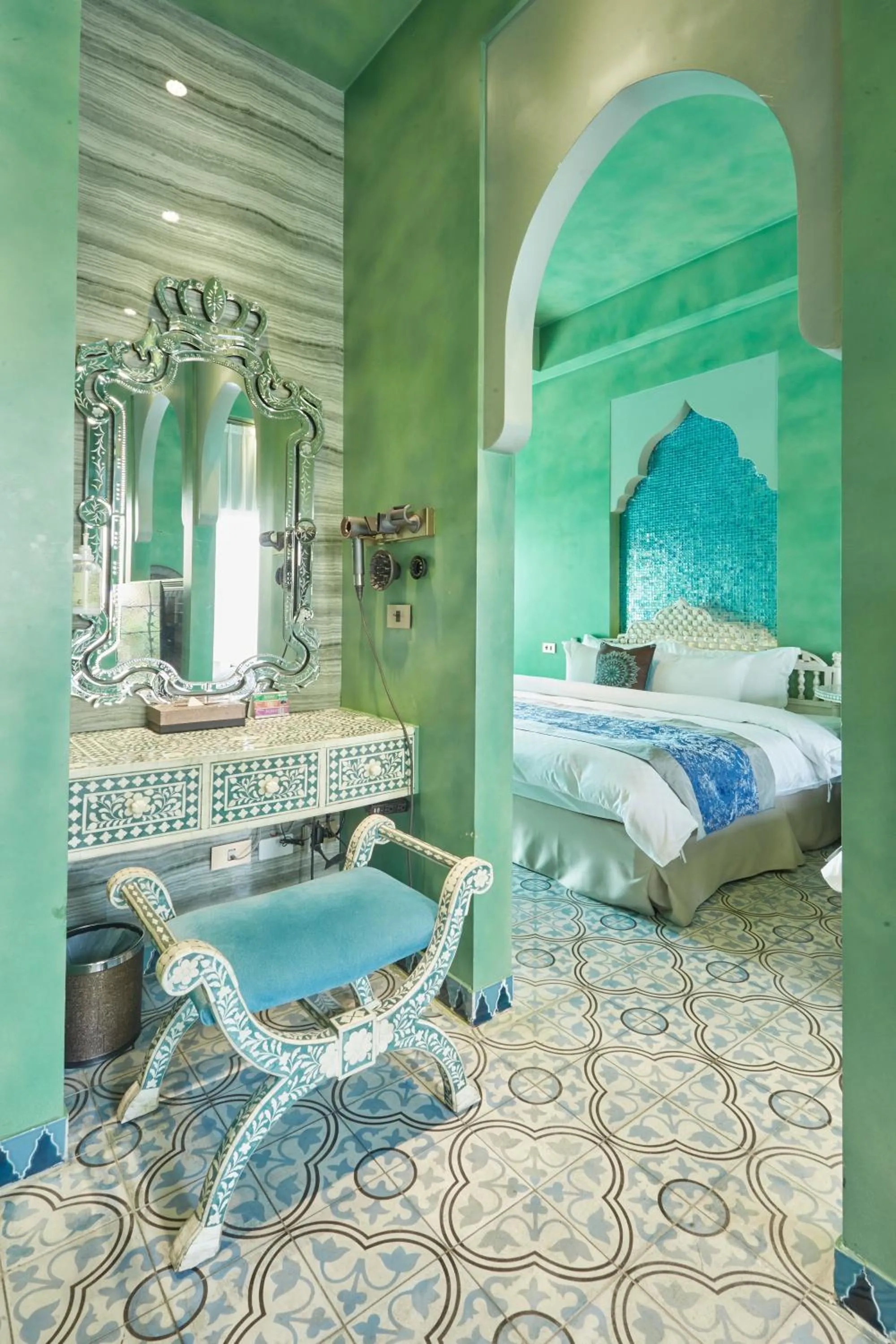 Seating area, Bed in Kenting Amanda Hotel