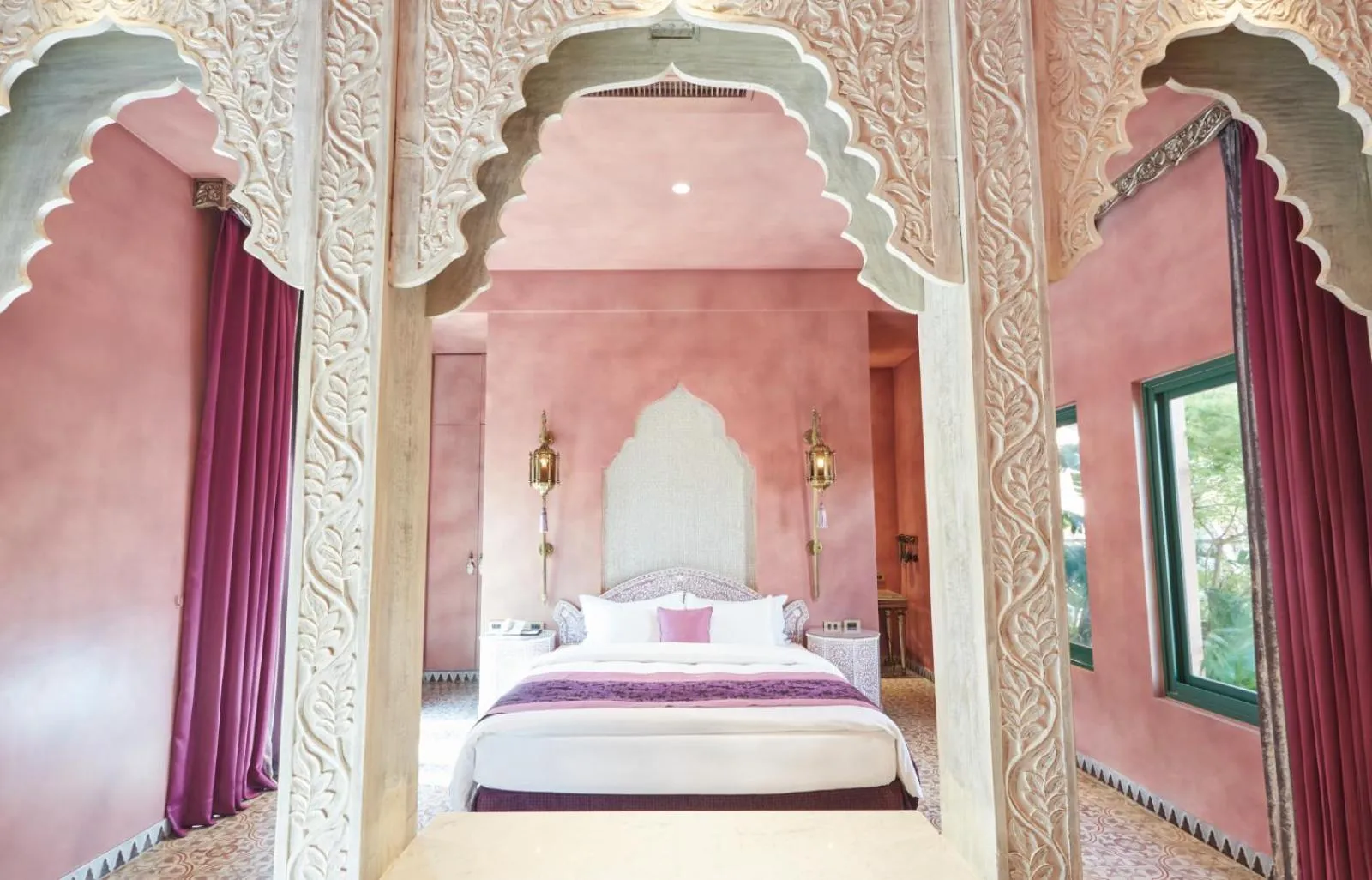 Bed in Kenting Amanda Hotel