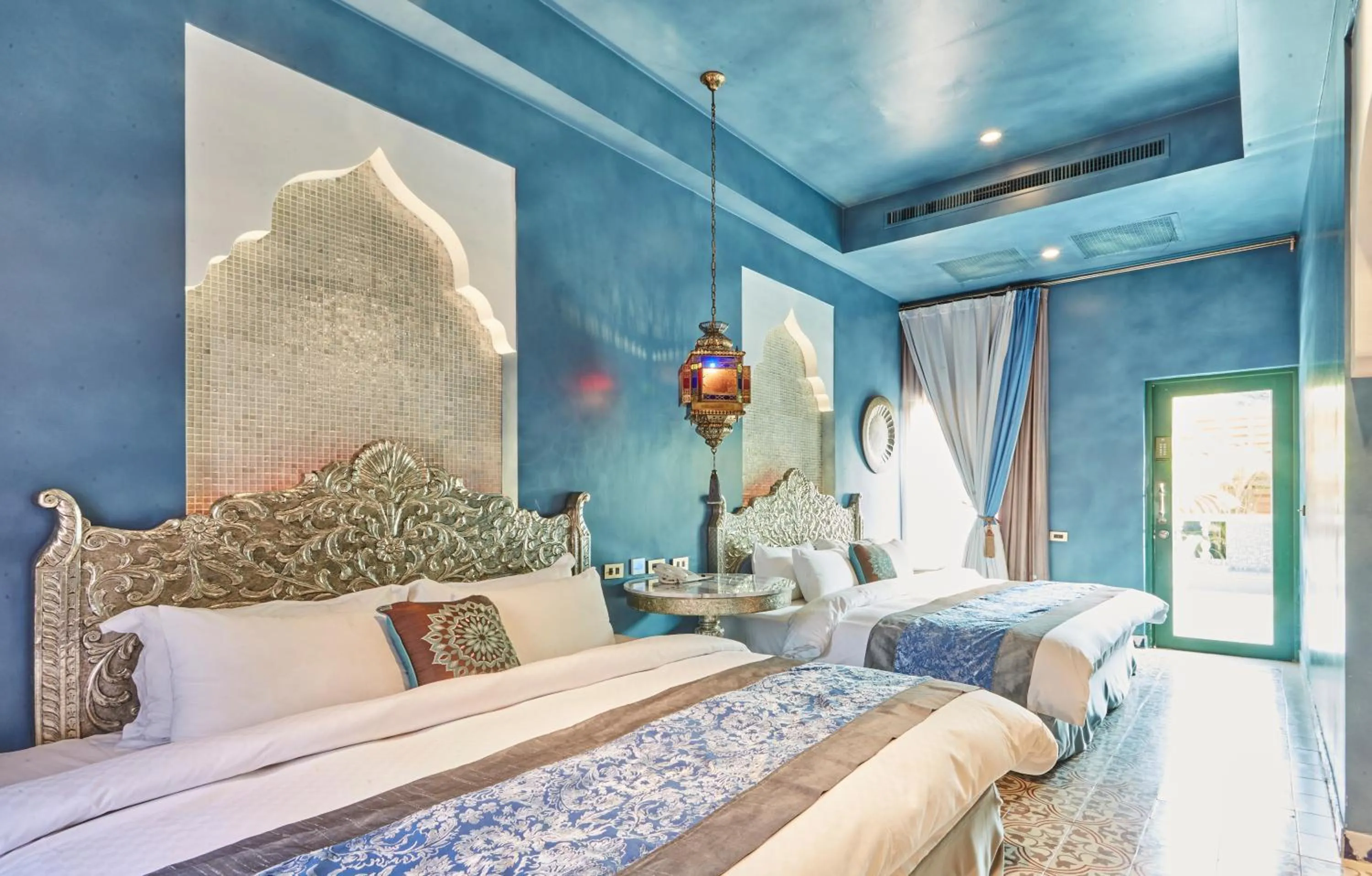 Bed in Kenting Amanda Hotel