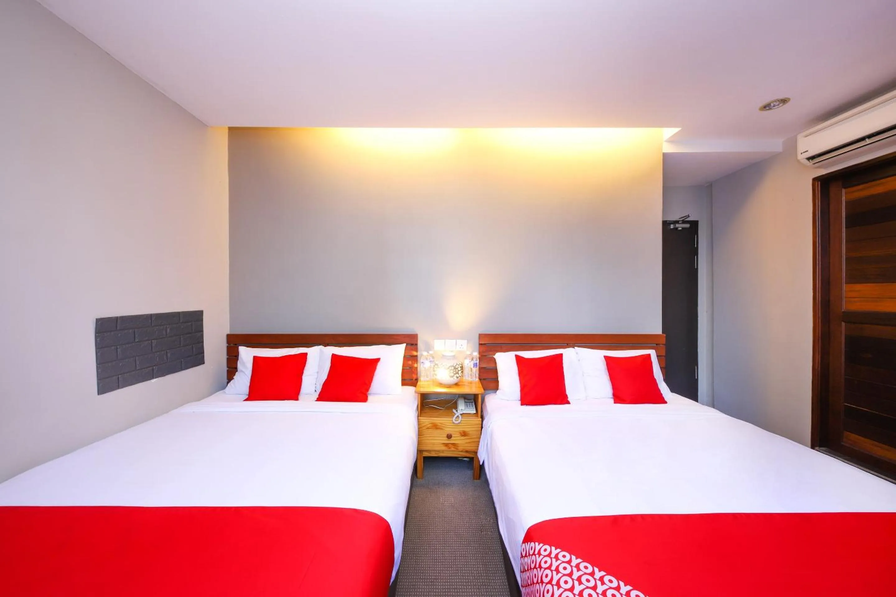 Bedroom, Bed in Hotel O Hills Residence