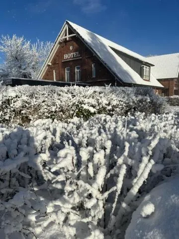 STADE LAND GOLF HOTEL Tiny Häuser