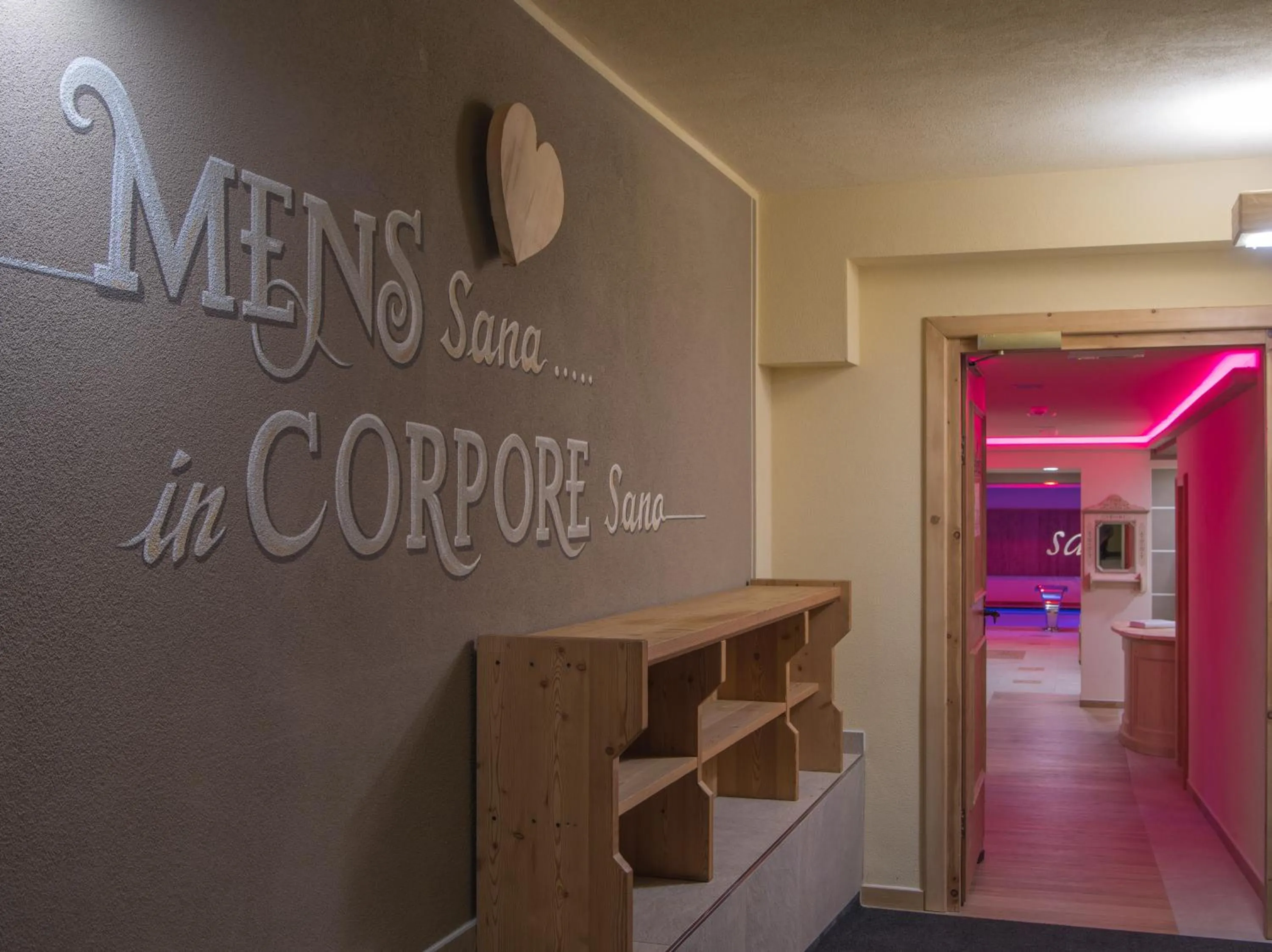 Hot Tub in Hotel Amerikan