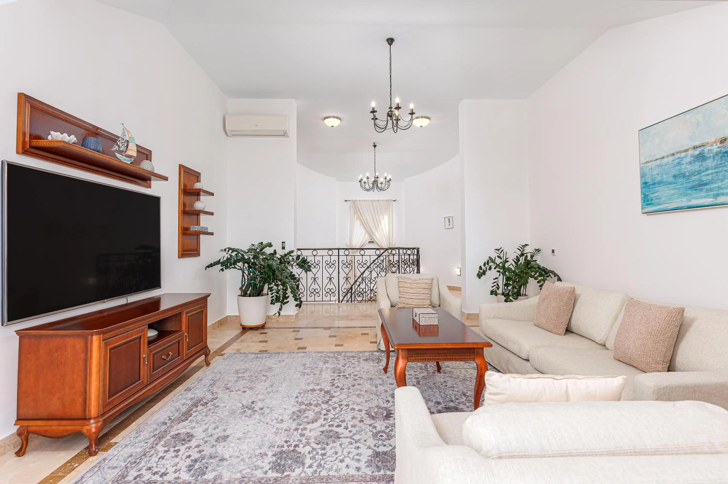 TV and multimedia in Oak Leaf Residences