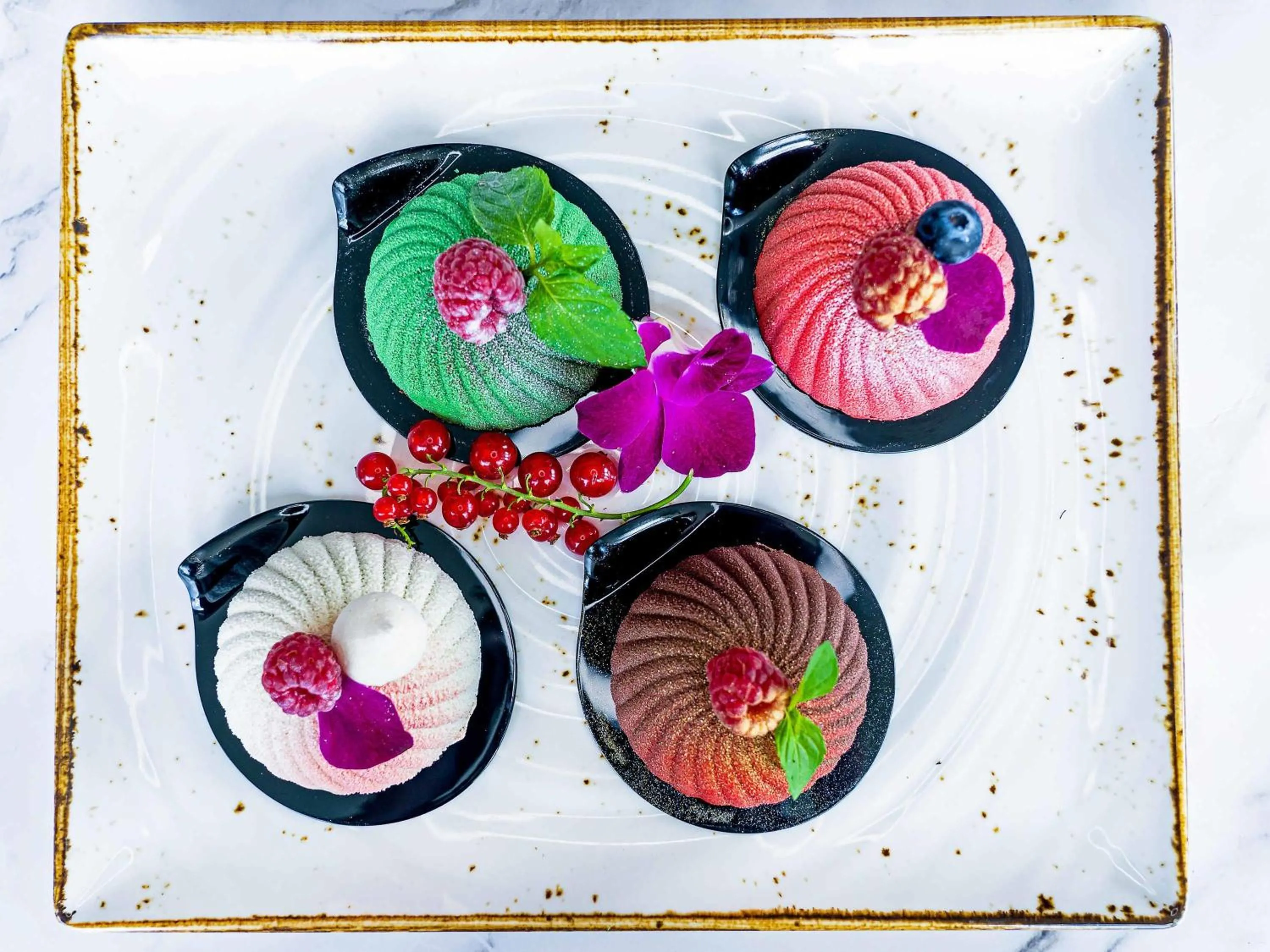 Restaurant/places to eat in Mercure Wiazowna Brant