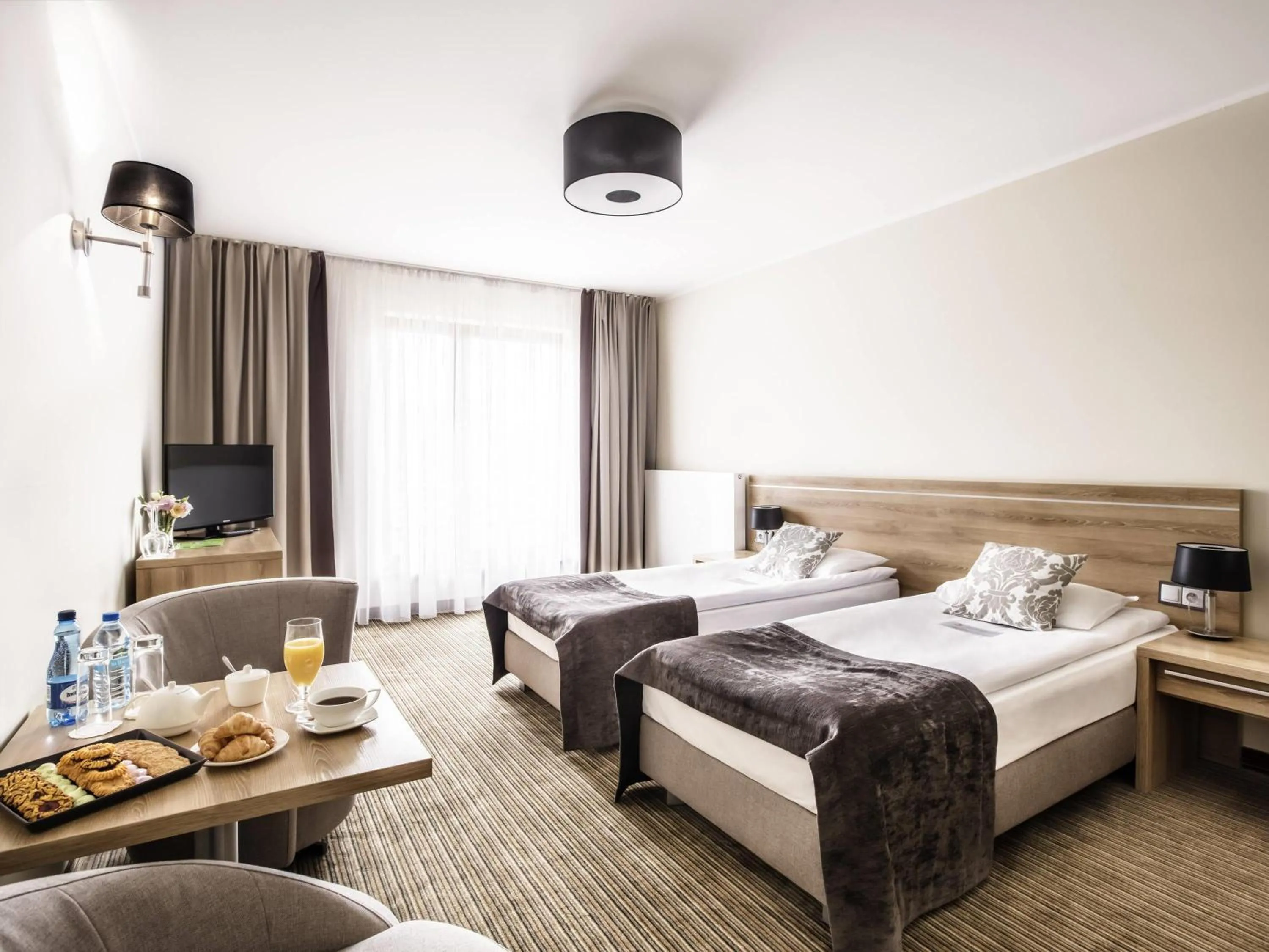 Bedroom, Bed in Mercure Wiazowna Brant